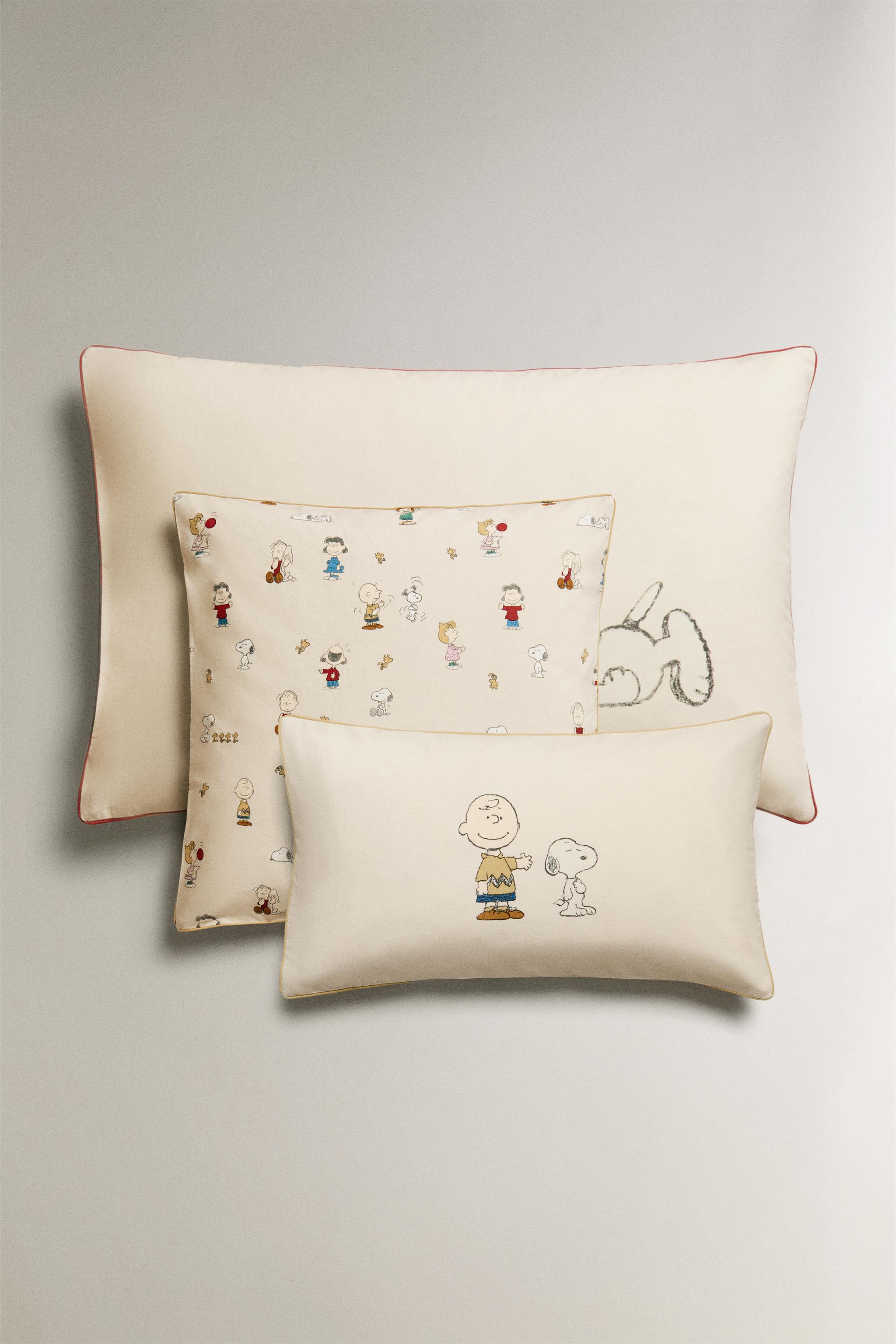 PEANUTS™ CHILDREN’S PILLOWCASE