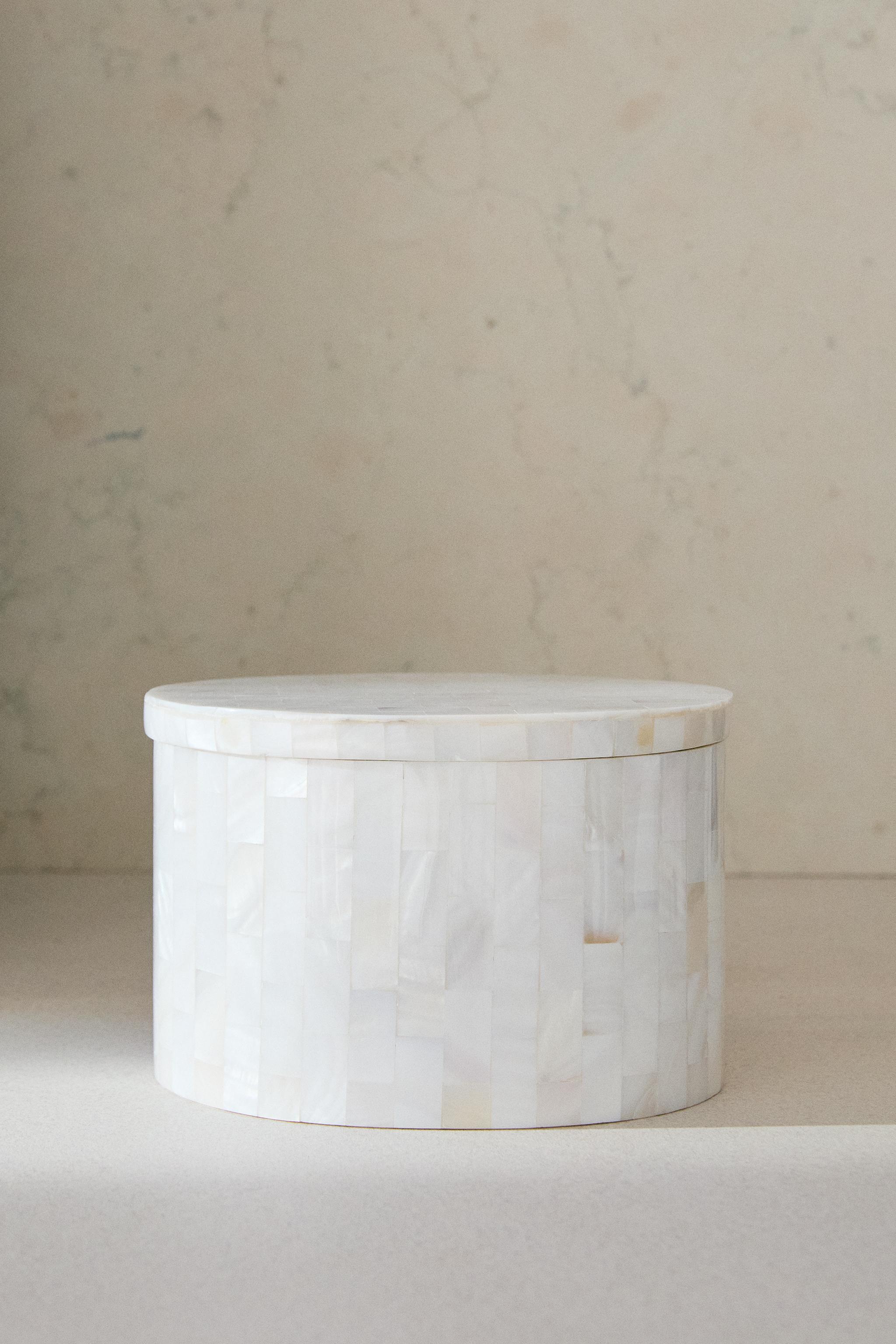 MOTHER-OF-PEARL-EFFECT BATHROOM STORAGE JAR