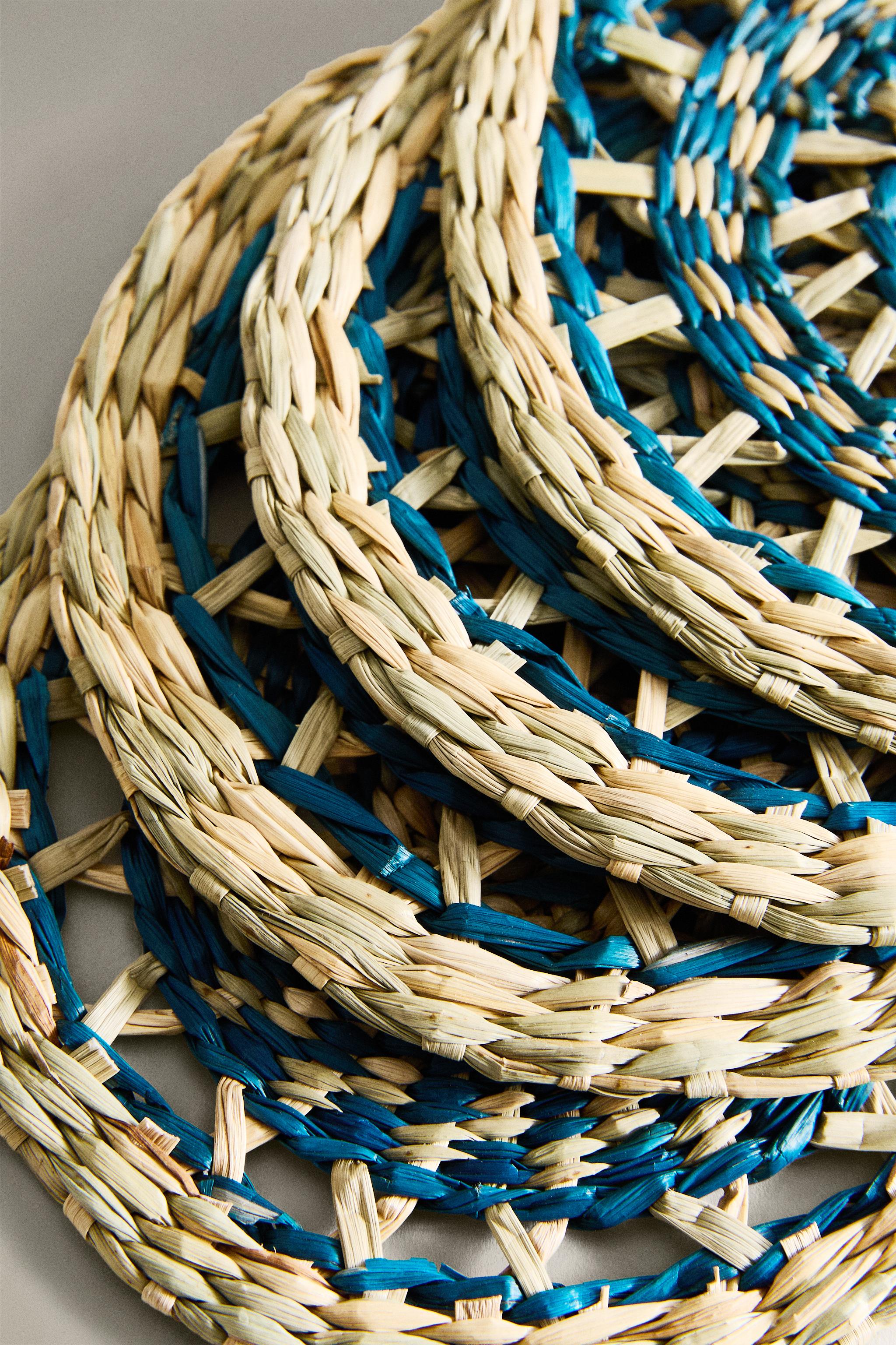 SET OF SEAGRASS COASTERS (SET OF 4)