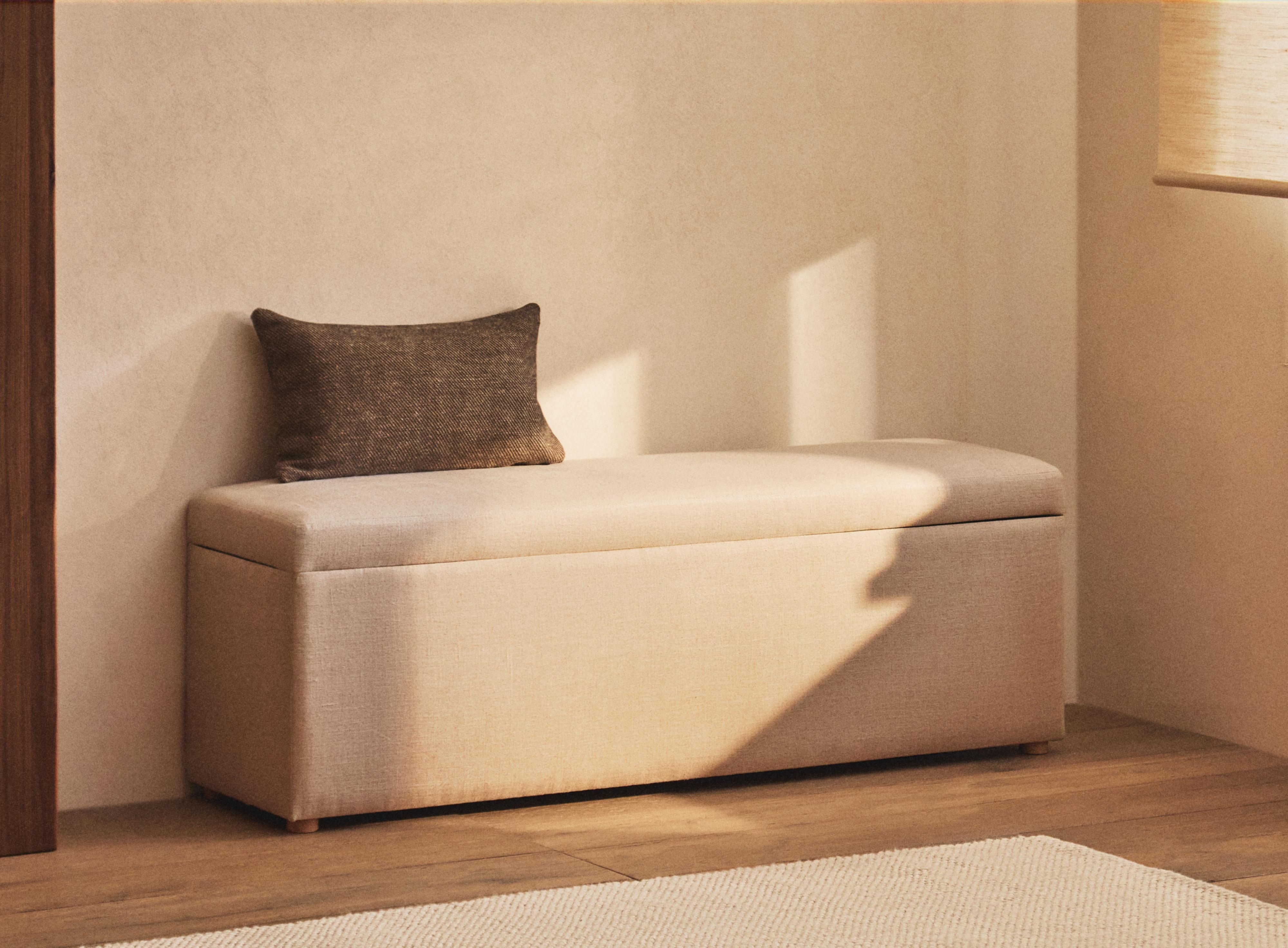 MEDIUM STORAGE BENCH