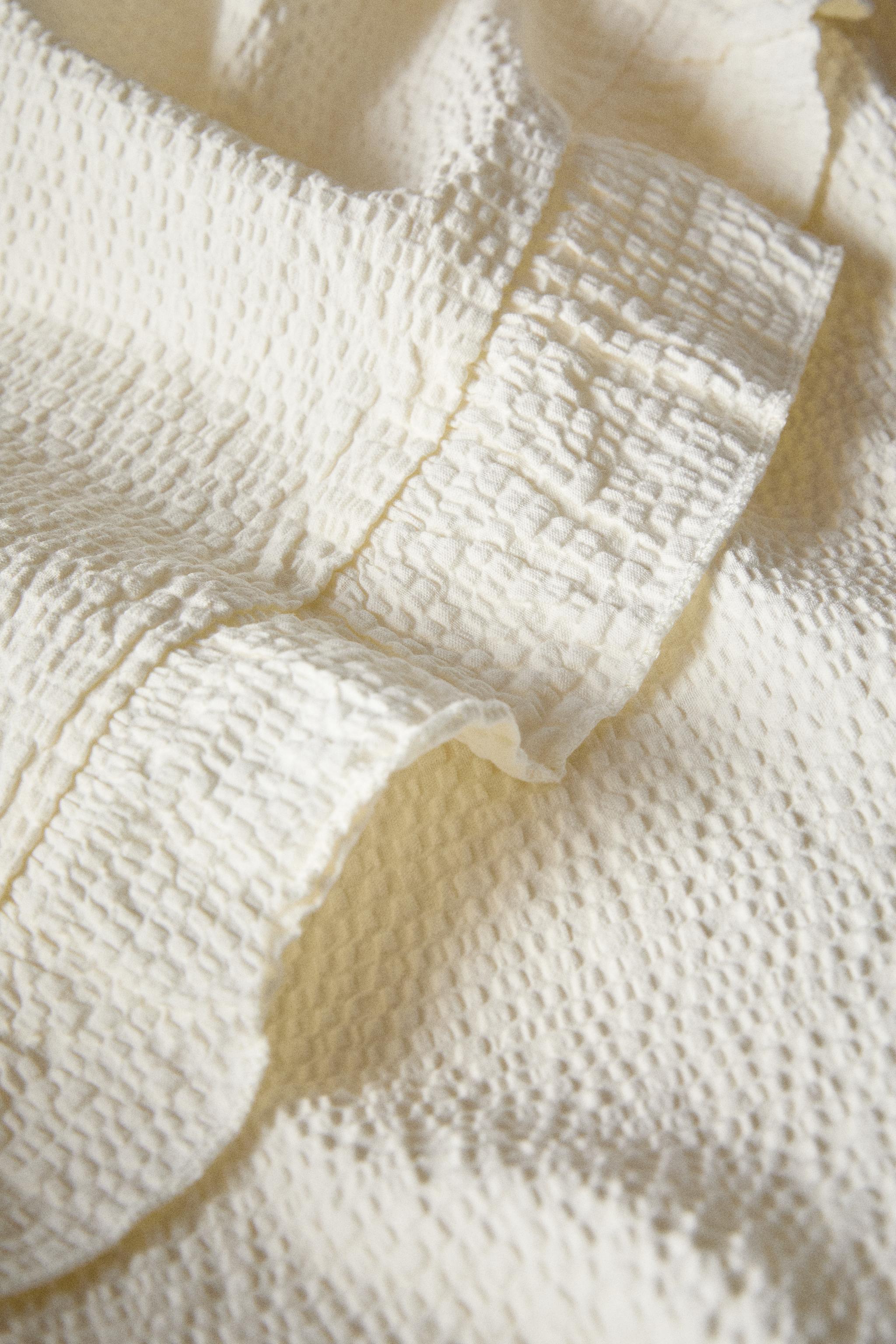 CHILDREN'S TEXTURED BEDSPREAD