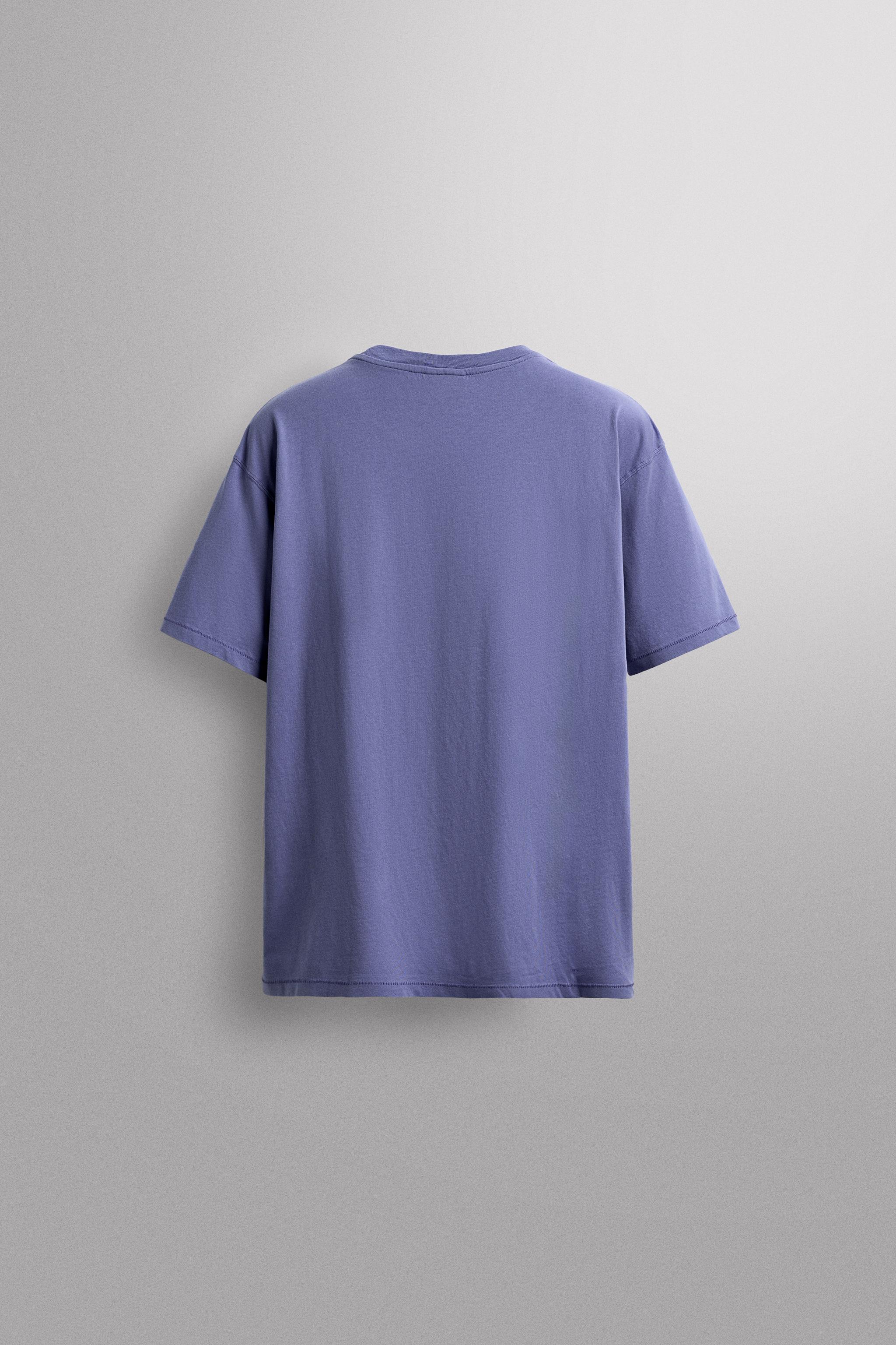 GRAPHIC PRINT T-SHIRT