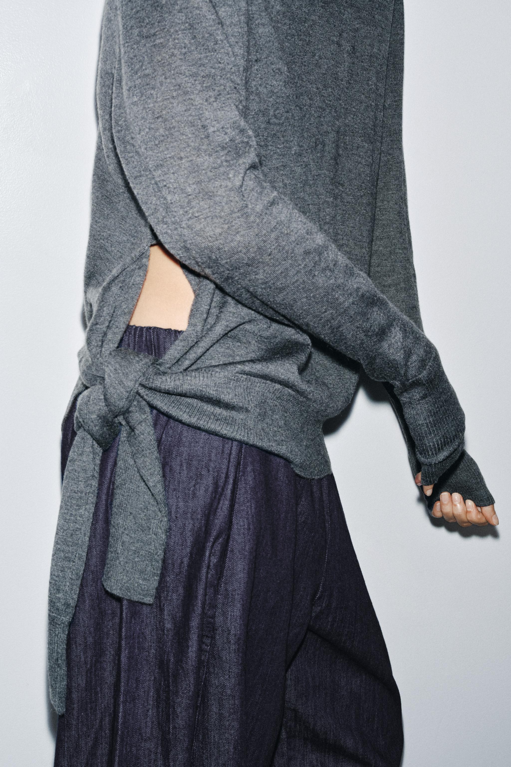 WOOL KNIT KNOT SWEATER