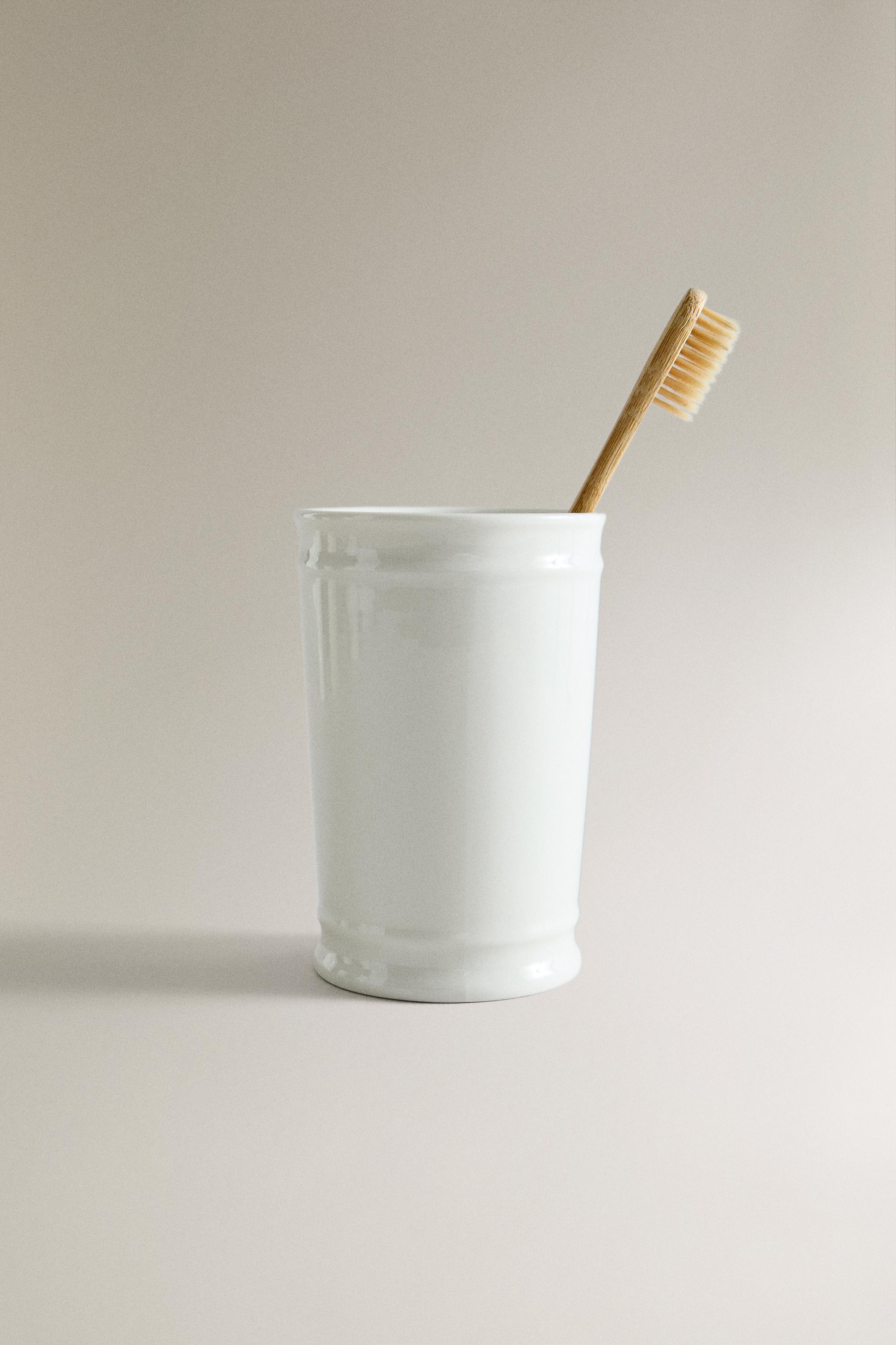 CERAMIC TOOTHBRUSH HOLDER