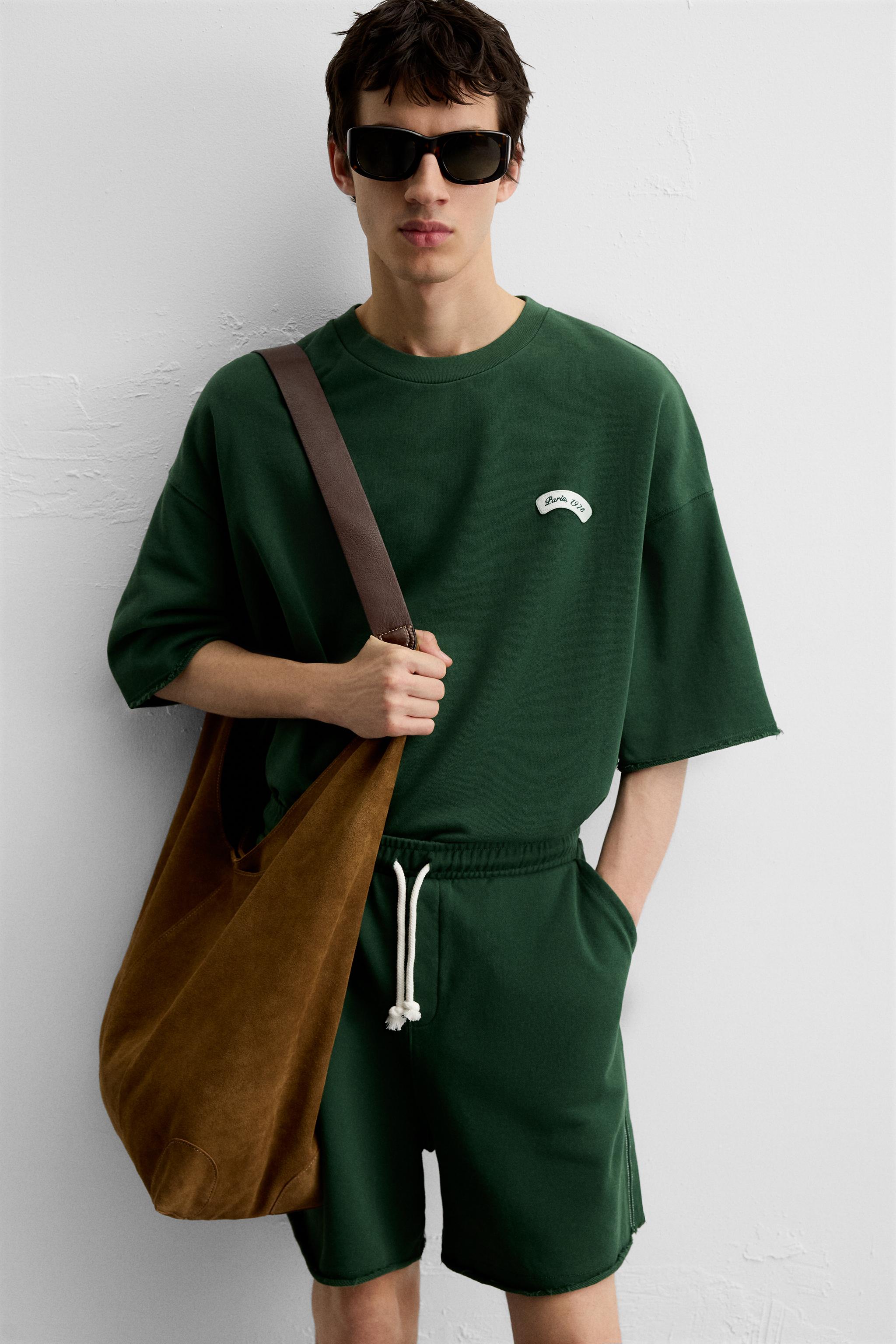 CONTRAST PATCH SWEATSHIRT