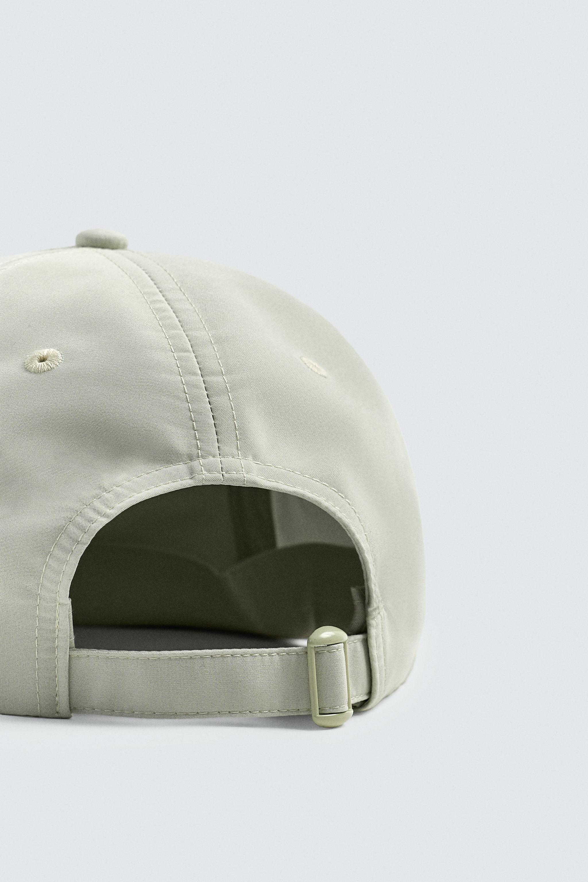 EMBROIDERED FLAT VISOR CAP
