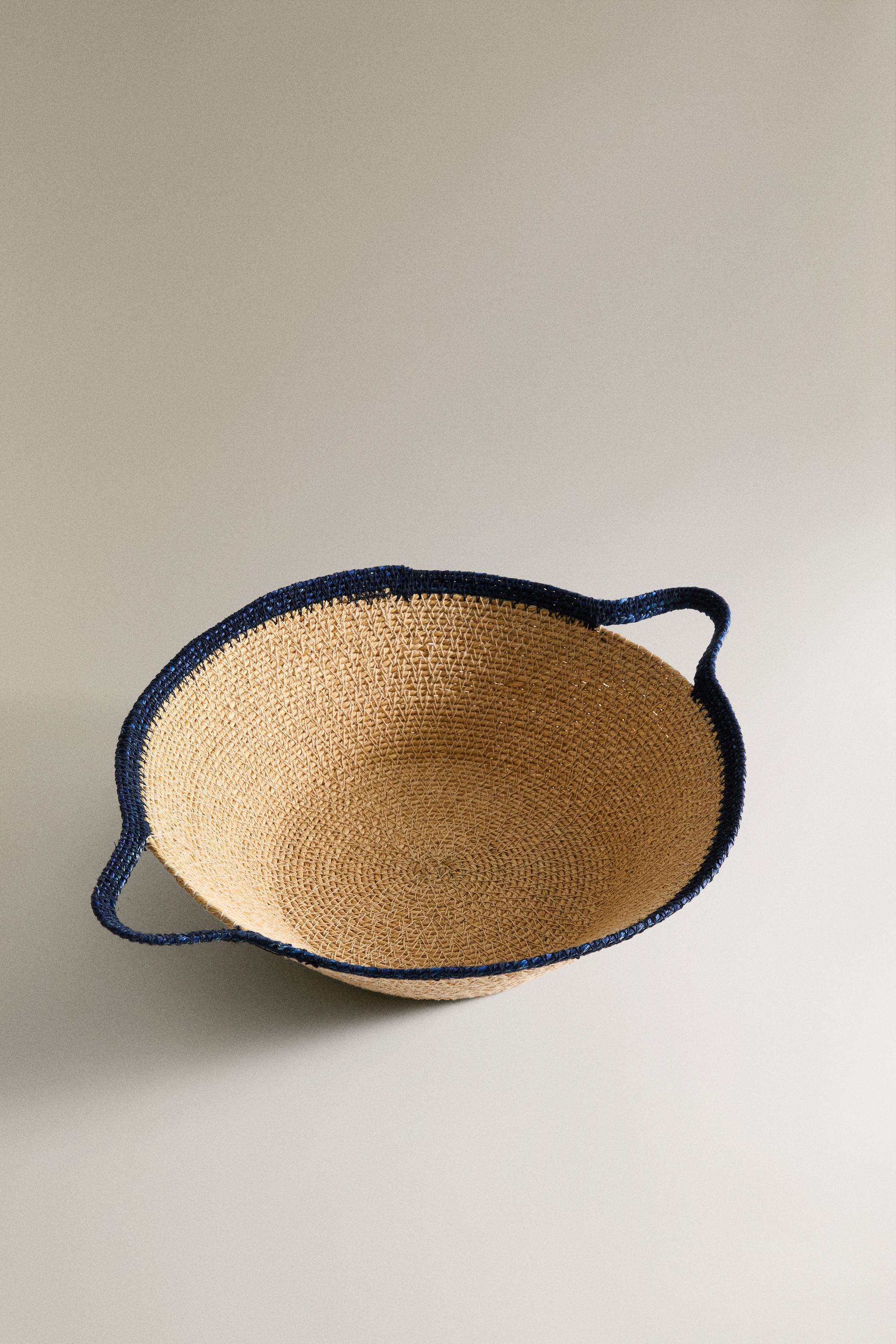 SEAGRASS BASKET WITH HANDLES