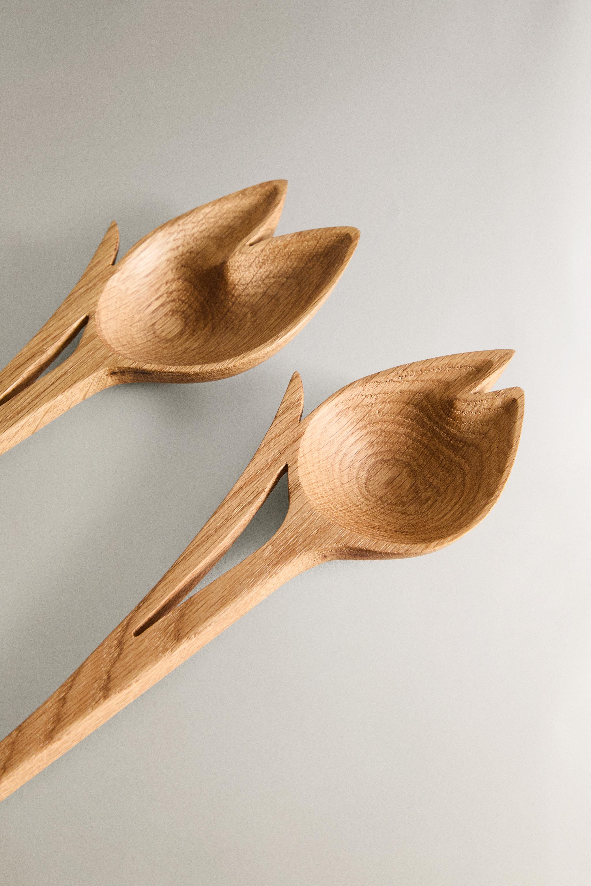 TULIP WOOD SALAD FLATWARE SET (SET OF 2)