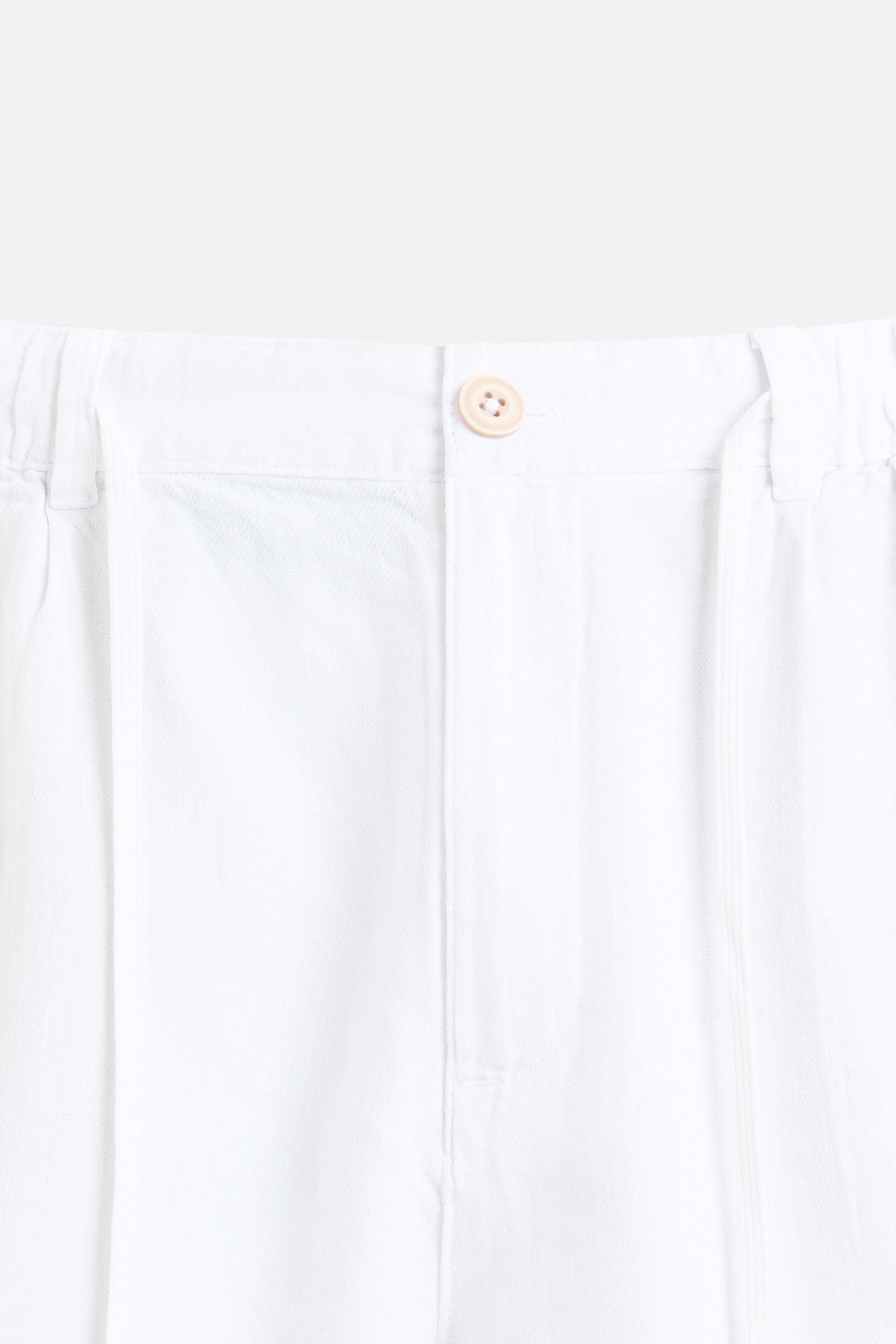 LINEN BLEND SHORTS