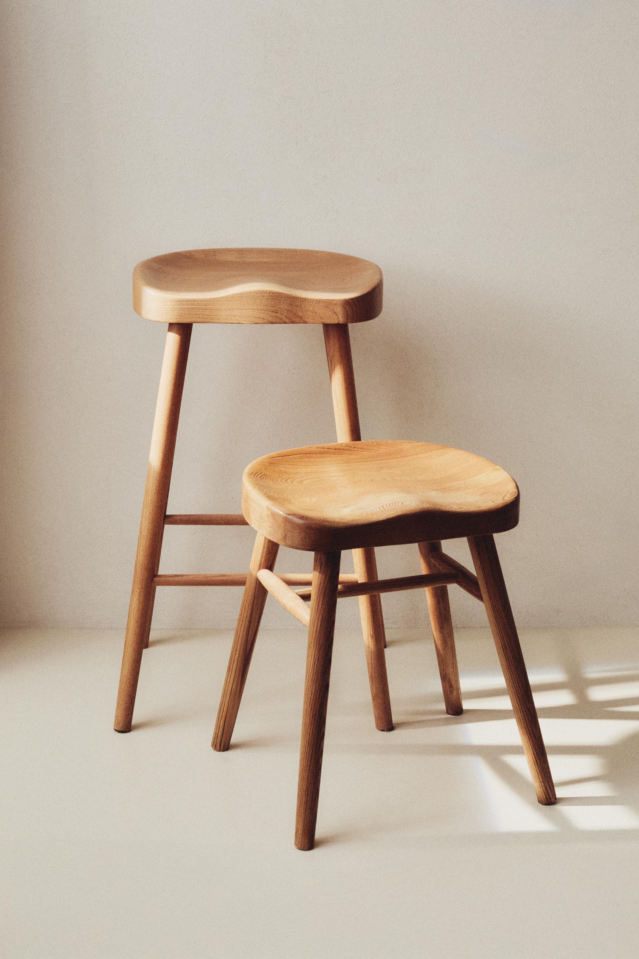 ASH BAR STOOL