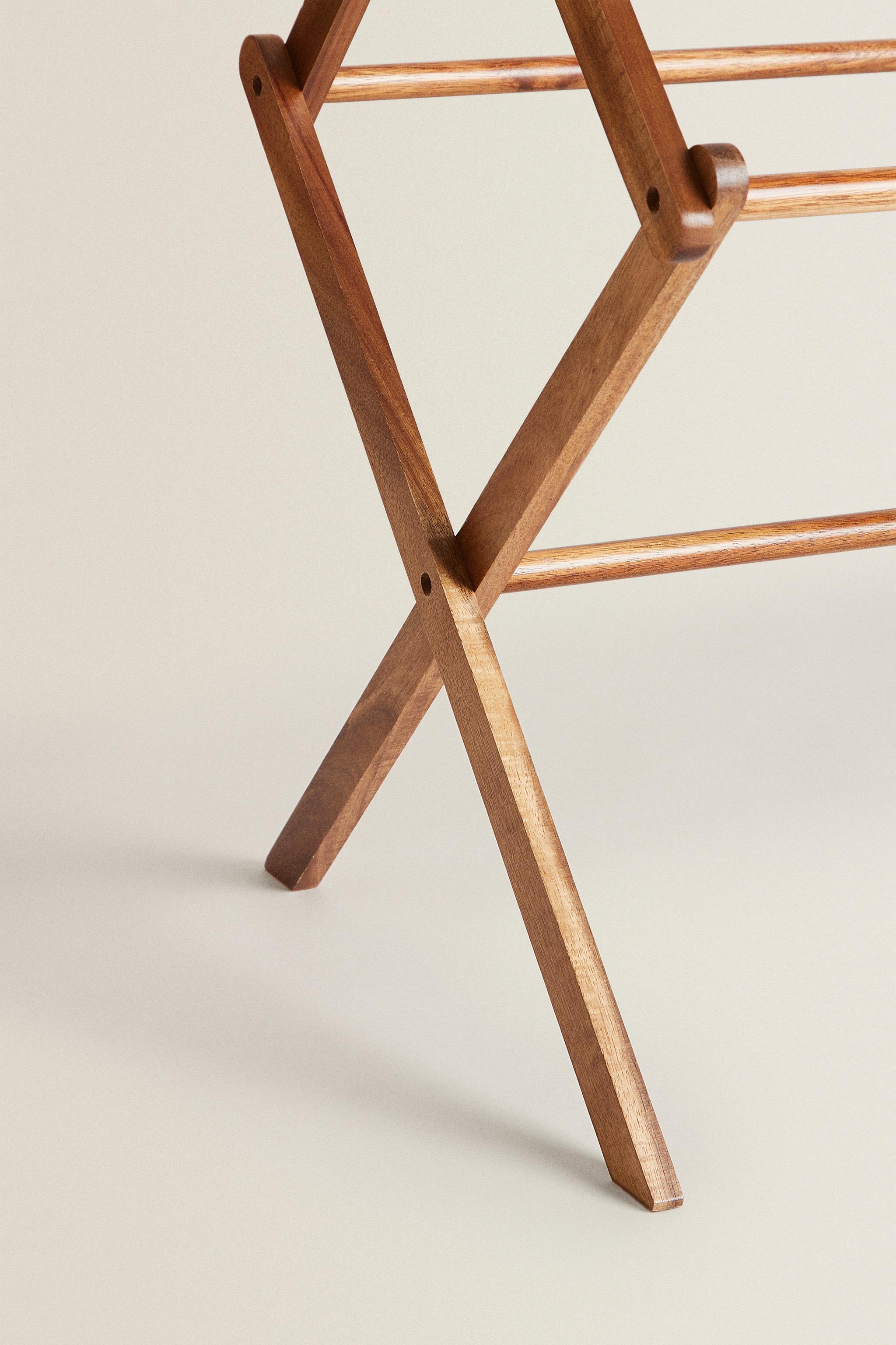 WOODEN VERTICAL FOLDING  CLOTHES HORSE