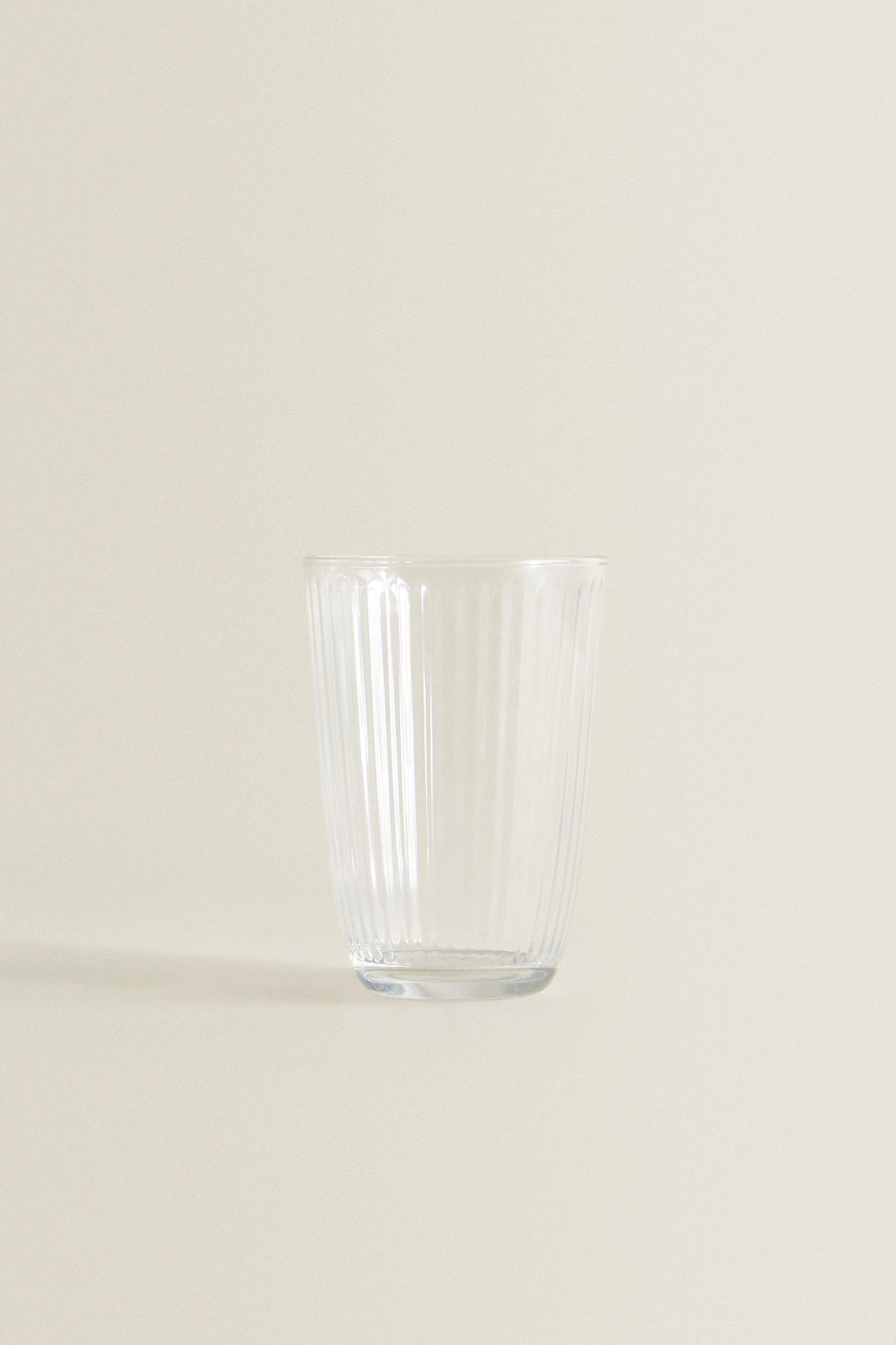 LINE-DESIGN GLASS SOFT DRINK TUMBLER