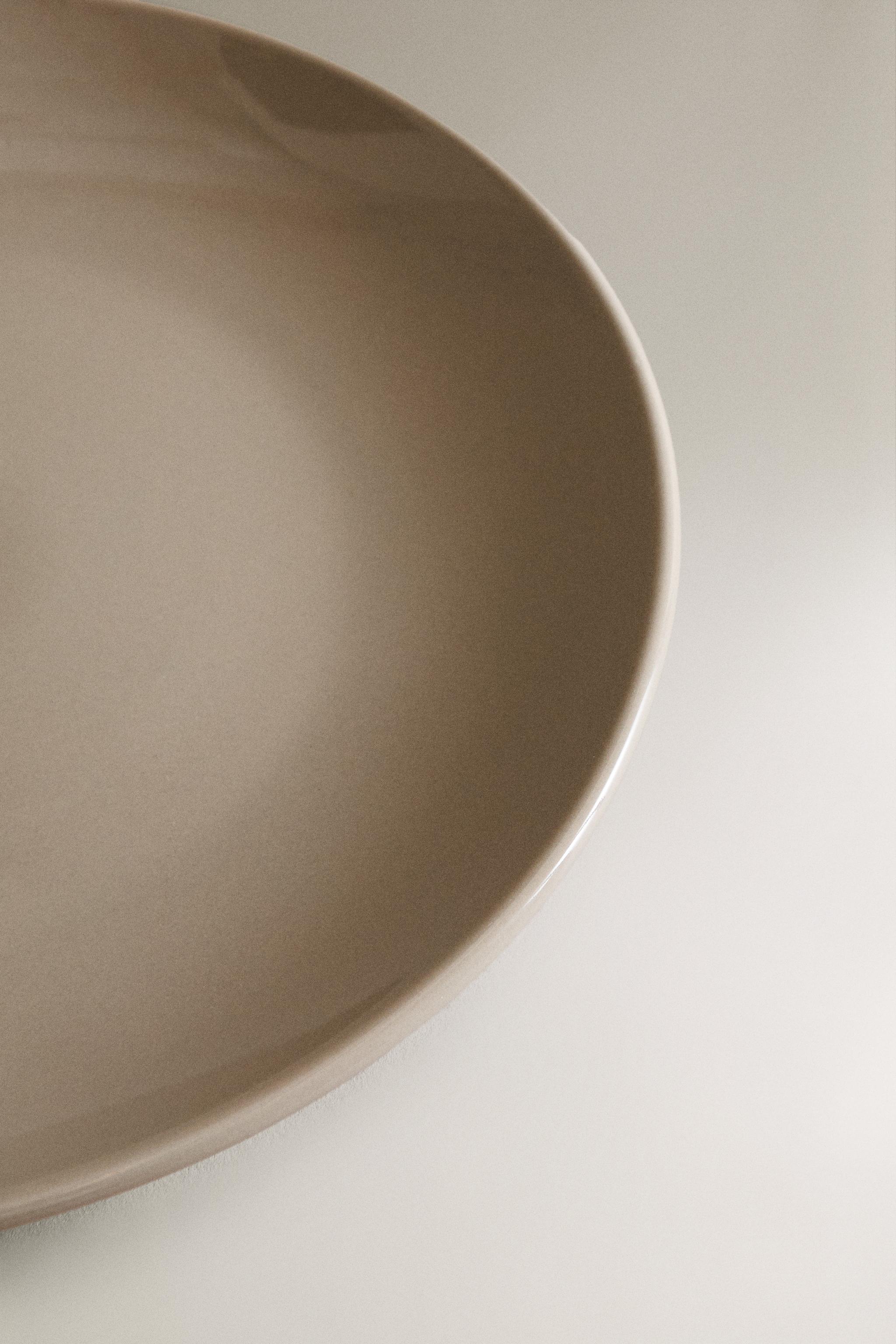 STONEWARE DINNER PLATE