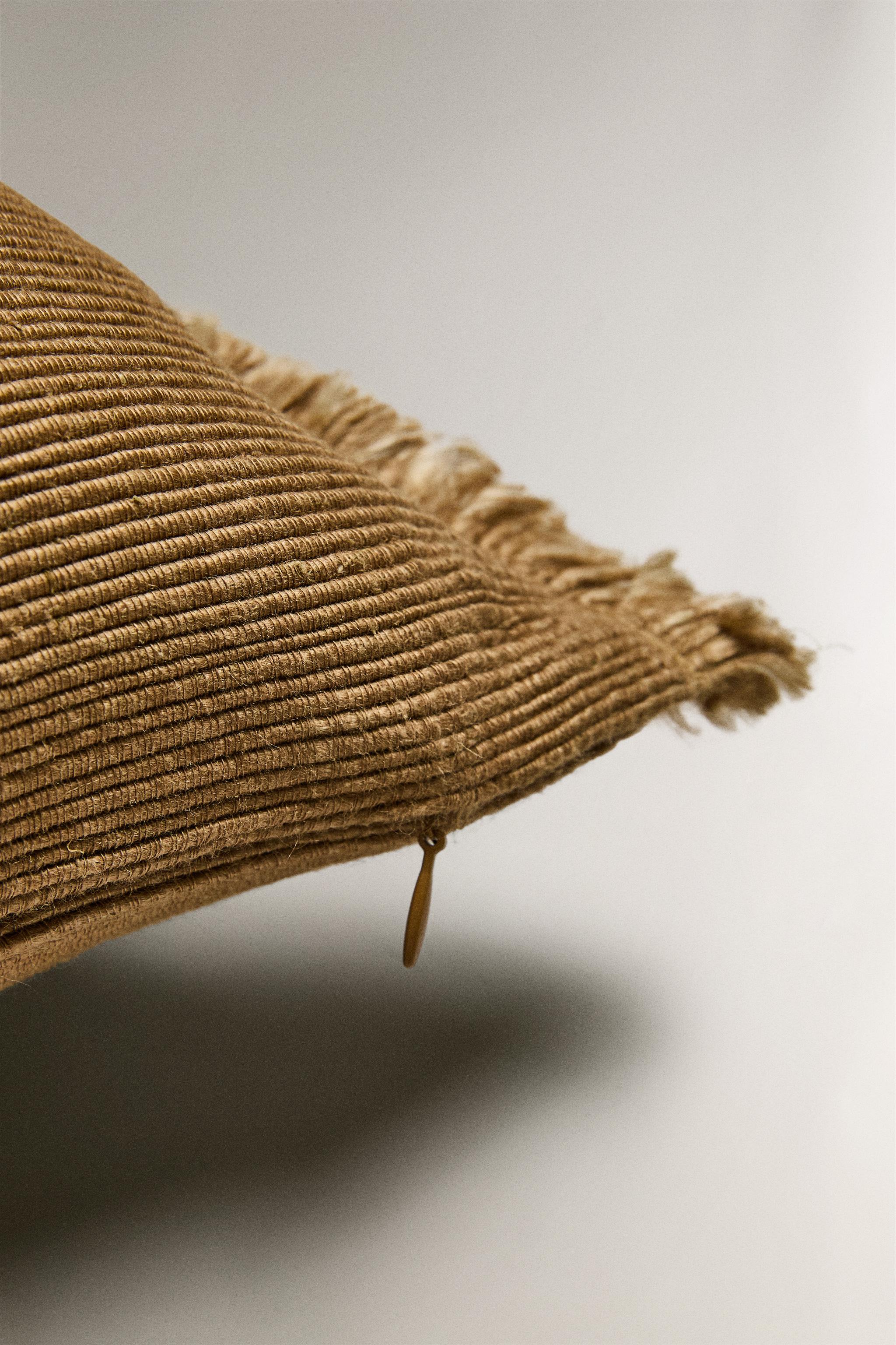 LINEN THROW PILLOW COVER