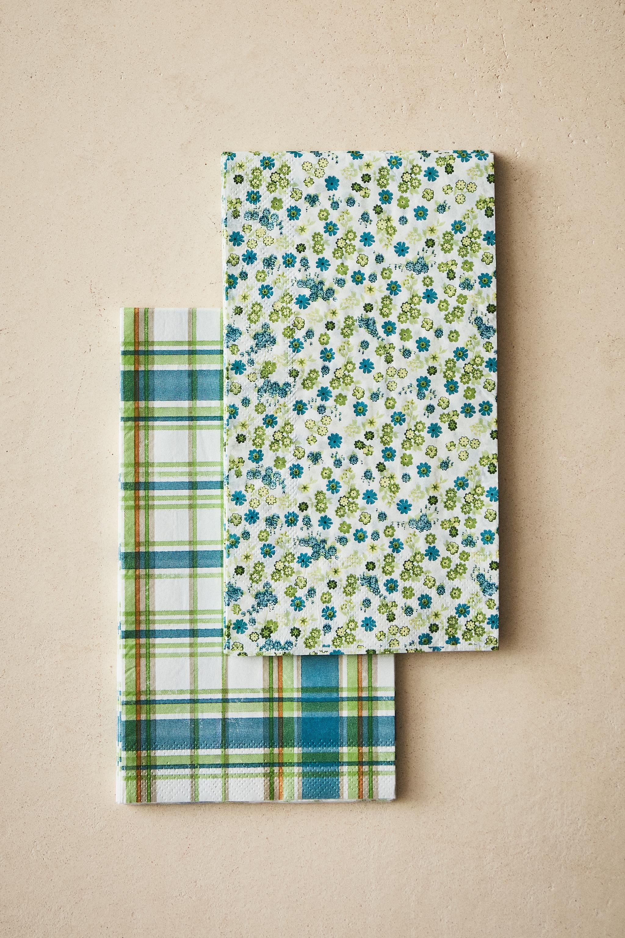 SET OF PRINTED PAPER NAPKINS (SET OF 30)