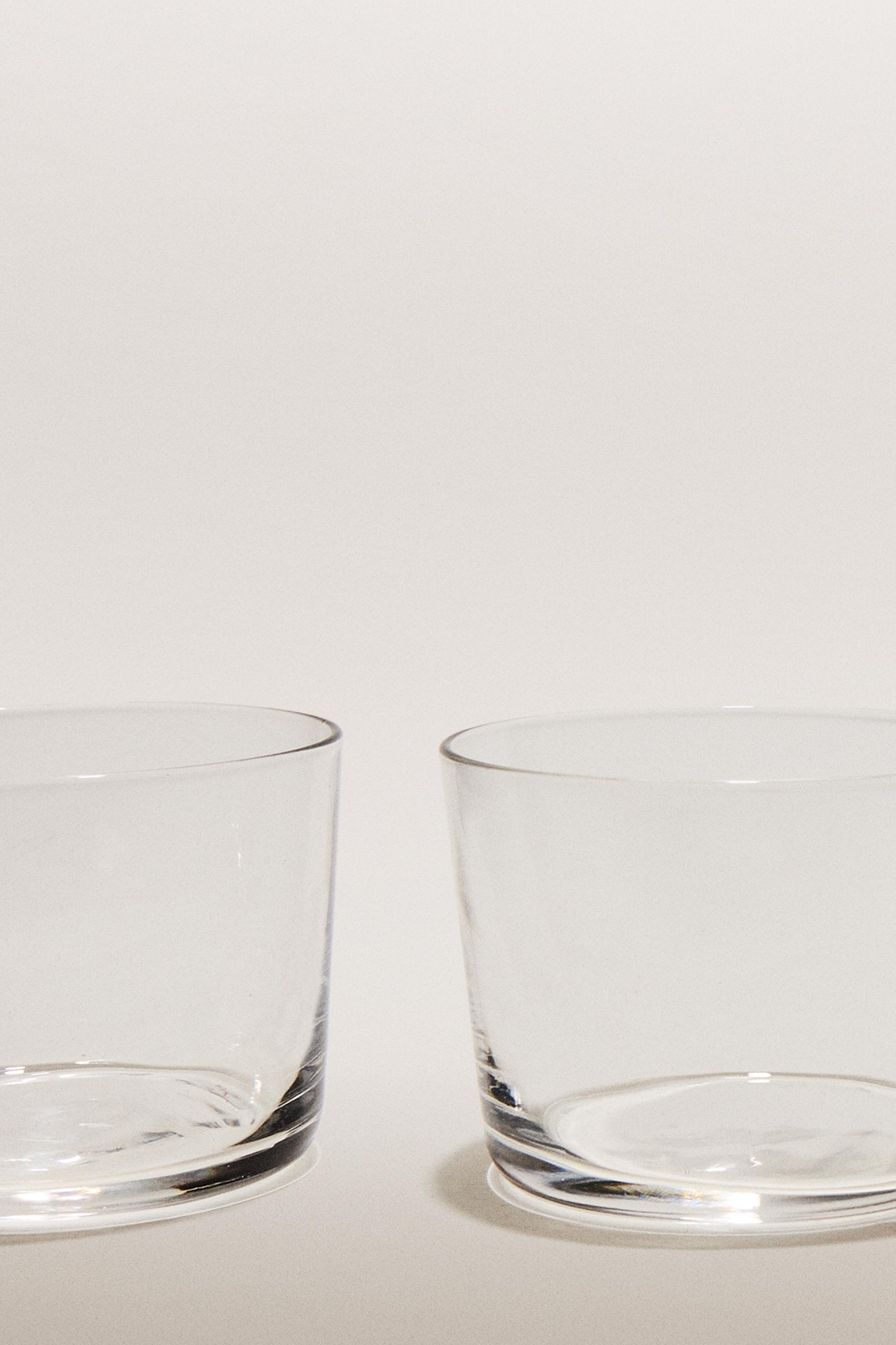SET OF SHORT GLASS TUMBLERS (SET OF 4)