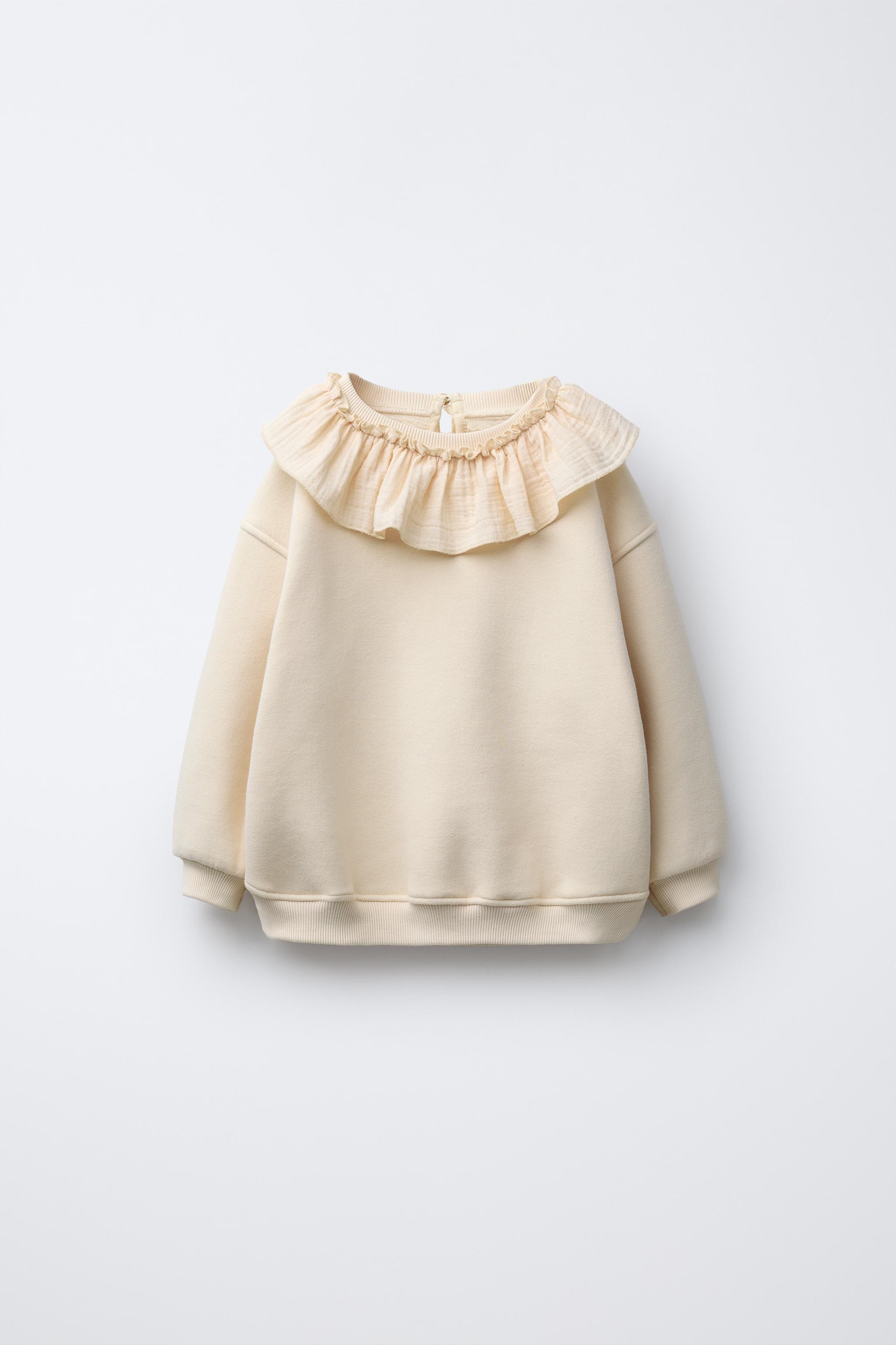 RUSTIC FRILL COLLAR SWEATSHIRT