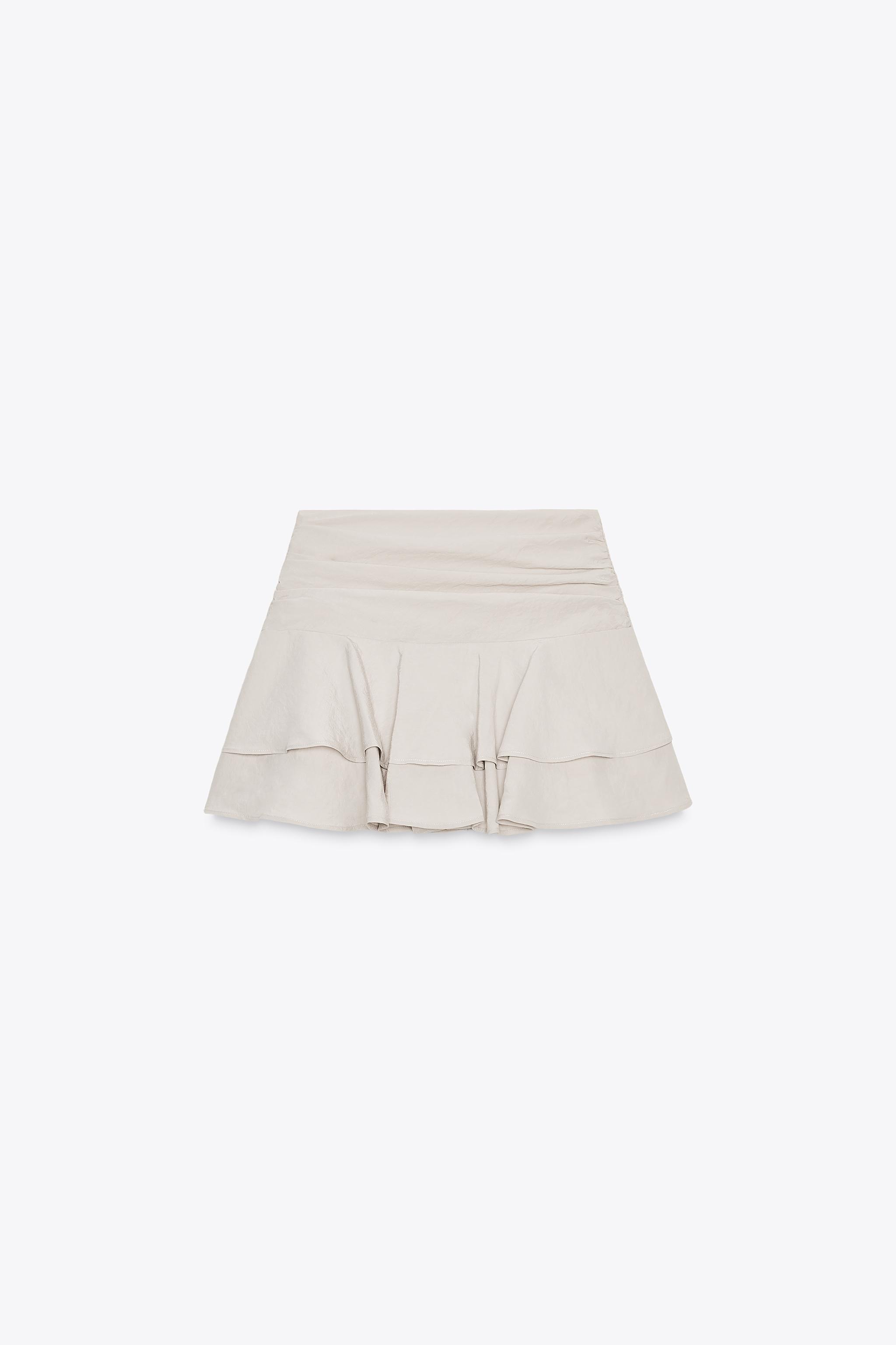 RUFFLE SKORT