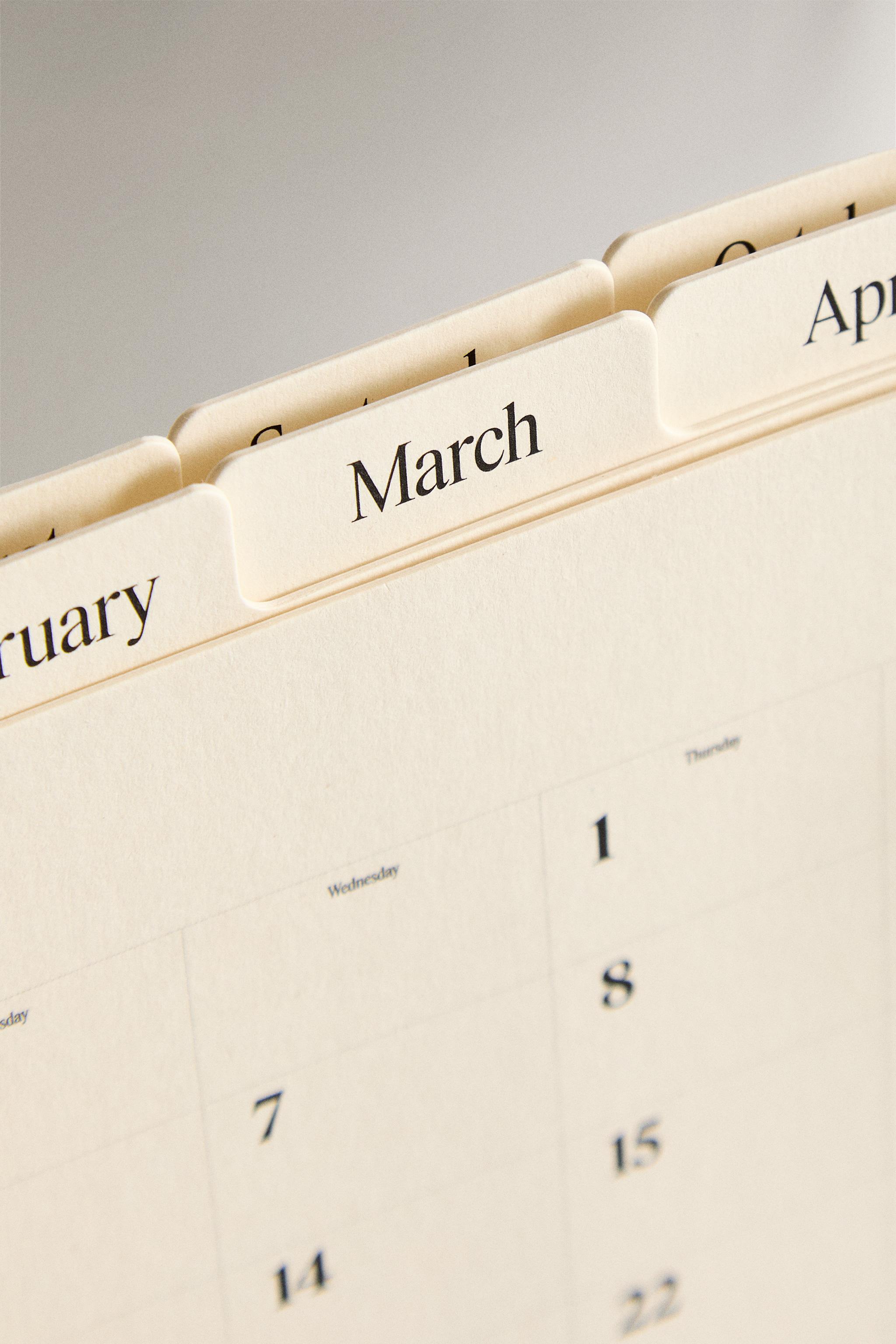 WOODEN FRAME TABLE CALENDAR