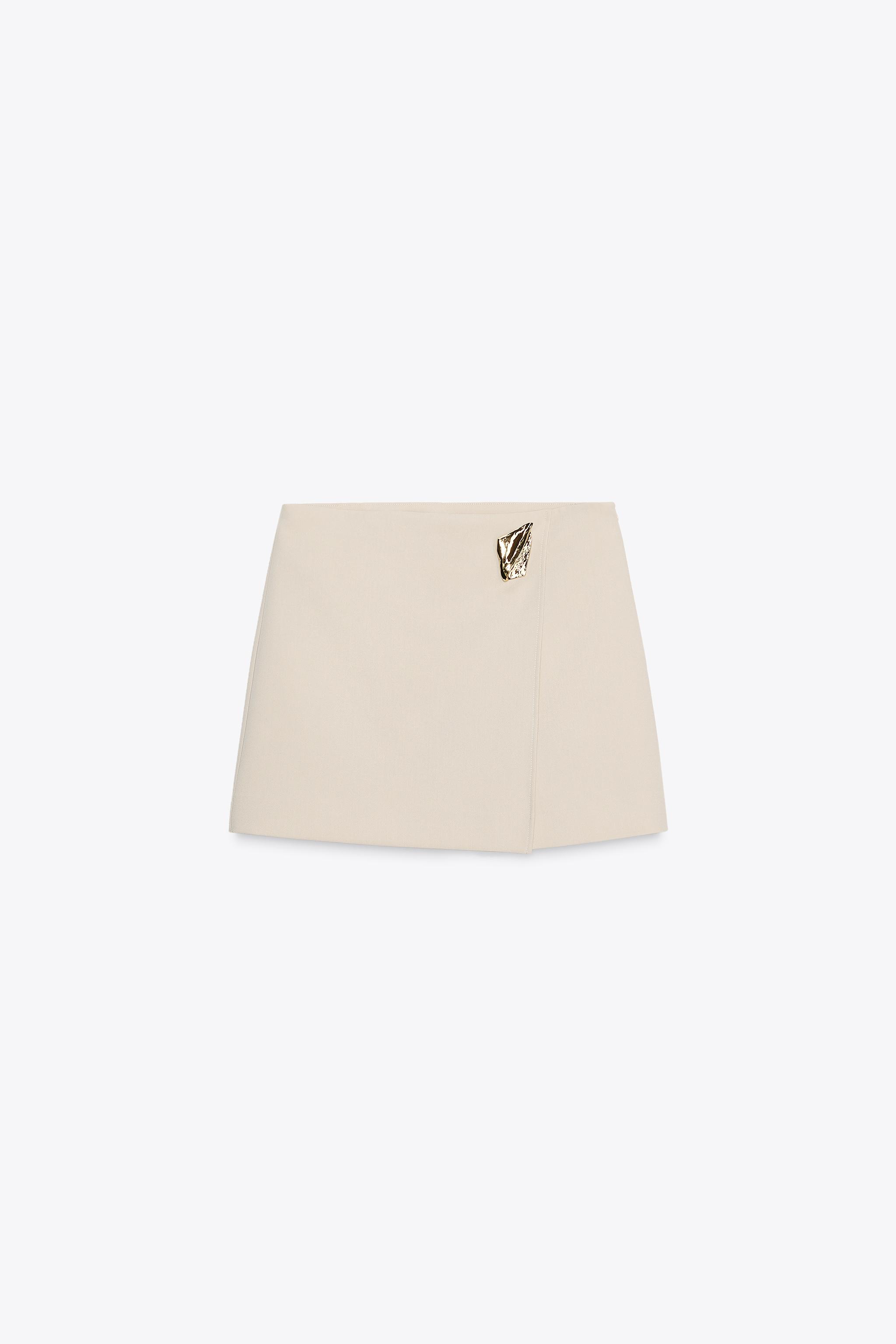 ASYMMETRICAL CULOTTE SKIRT WITH APPLIQUE
