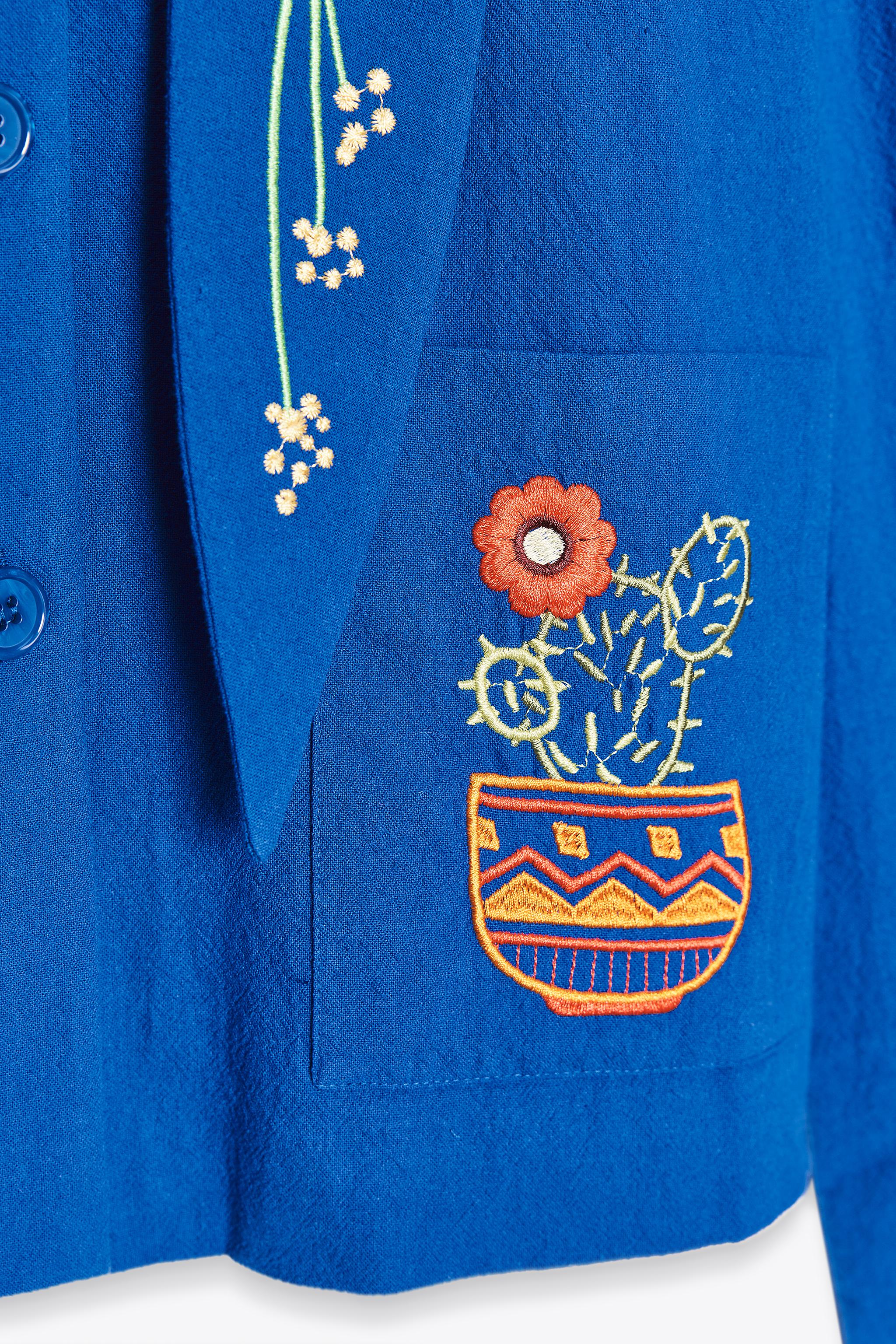 EMBROIDERED JACKET