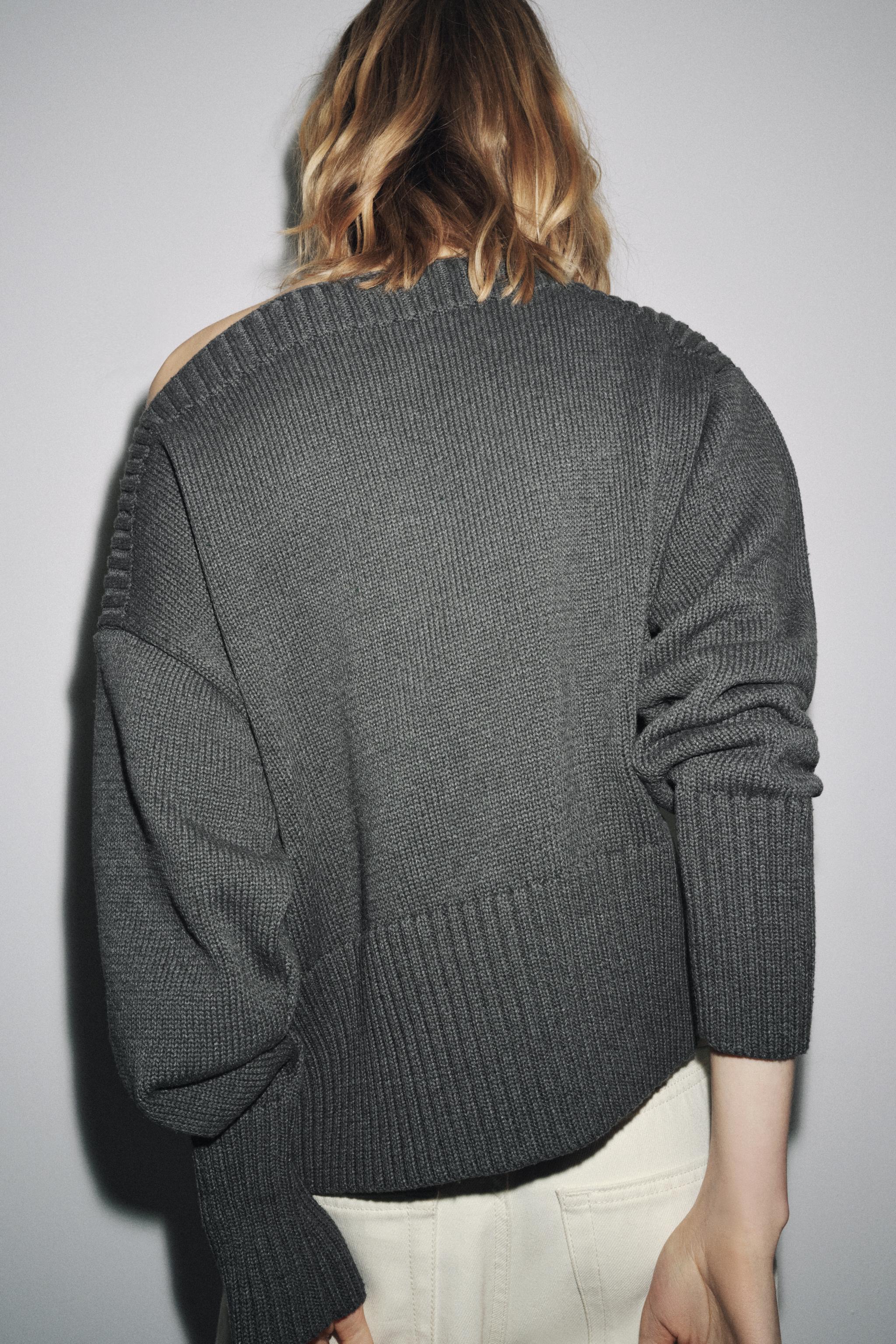 BOAT NECK KNIT SWEATER