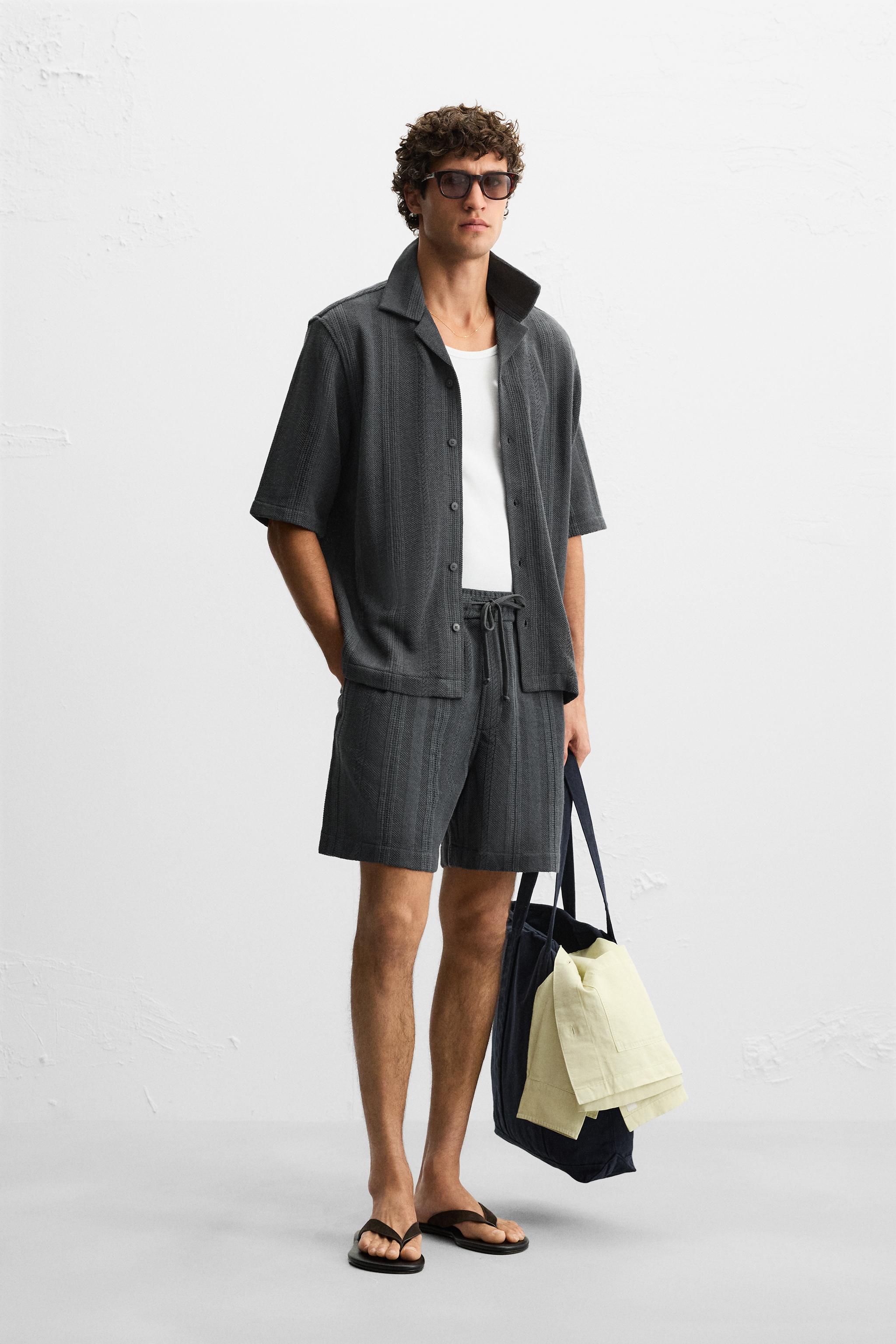 JACQUARD TEXTURED SHORTS