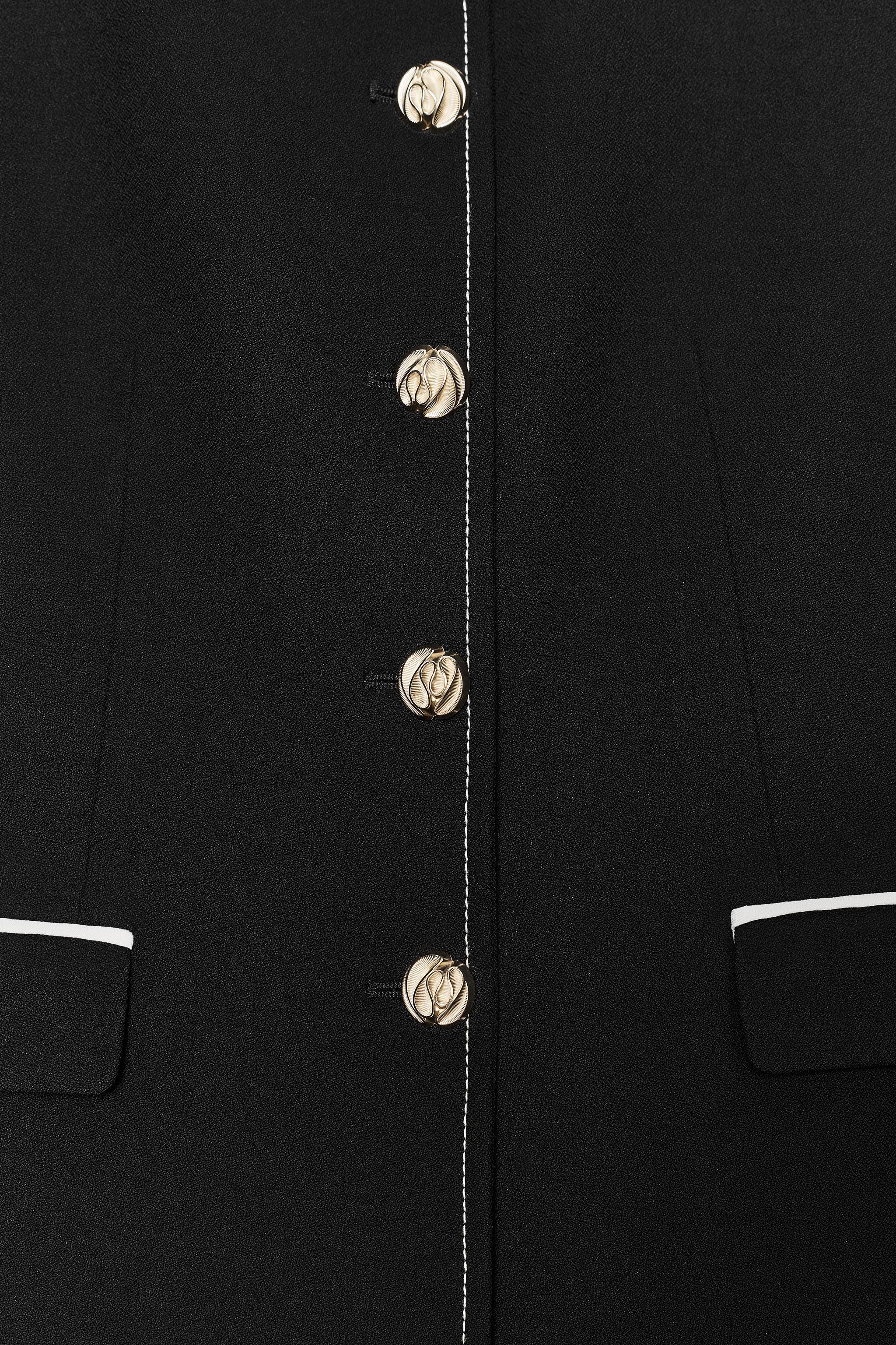 TRIM TOPSTITCHING BLAZER