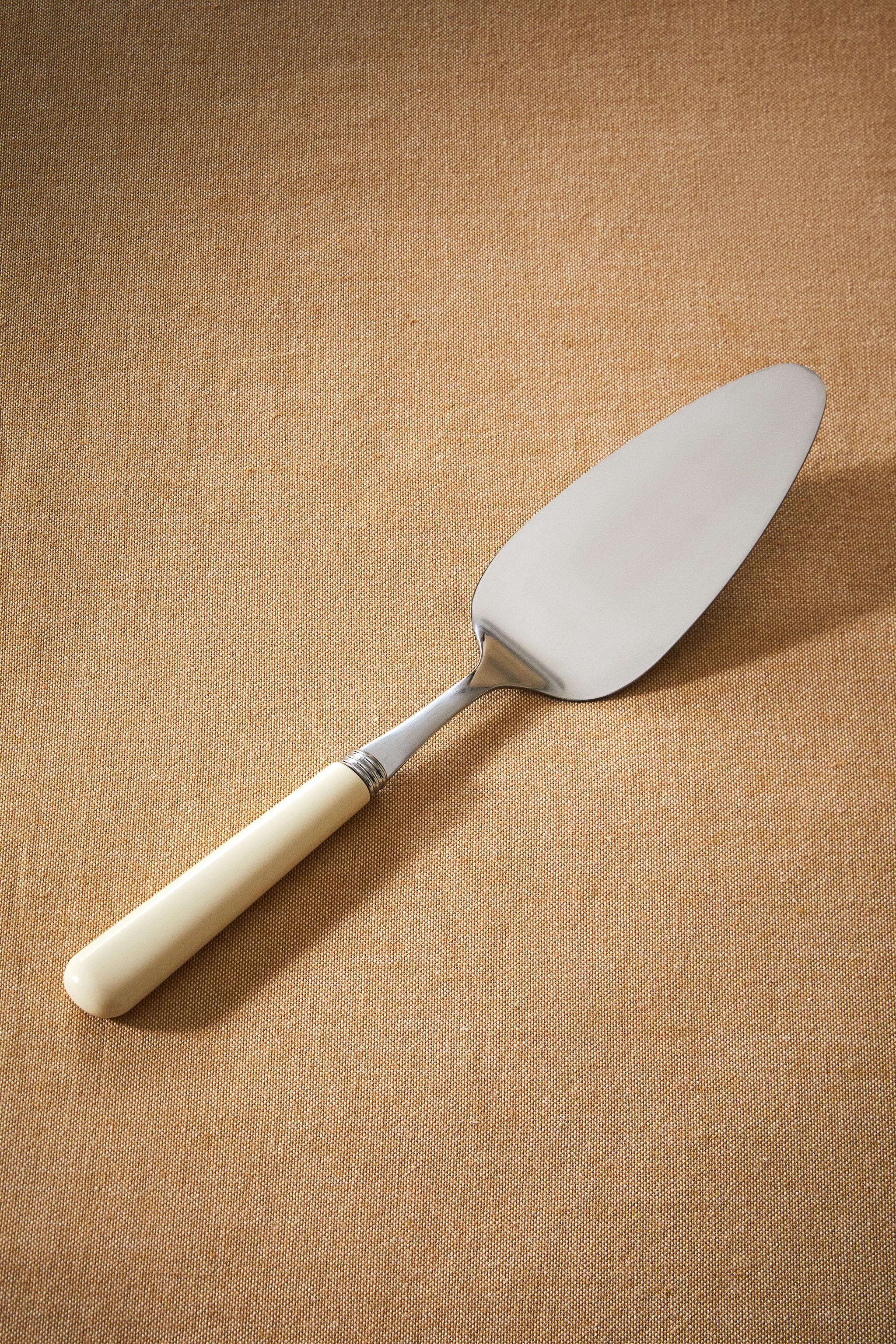 STAINLESS STEEL CAKE SERVER
