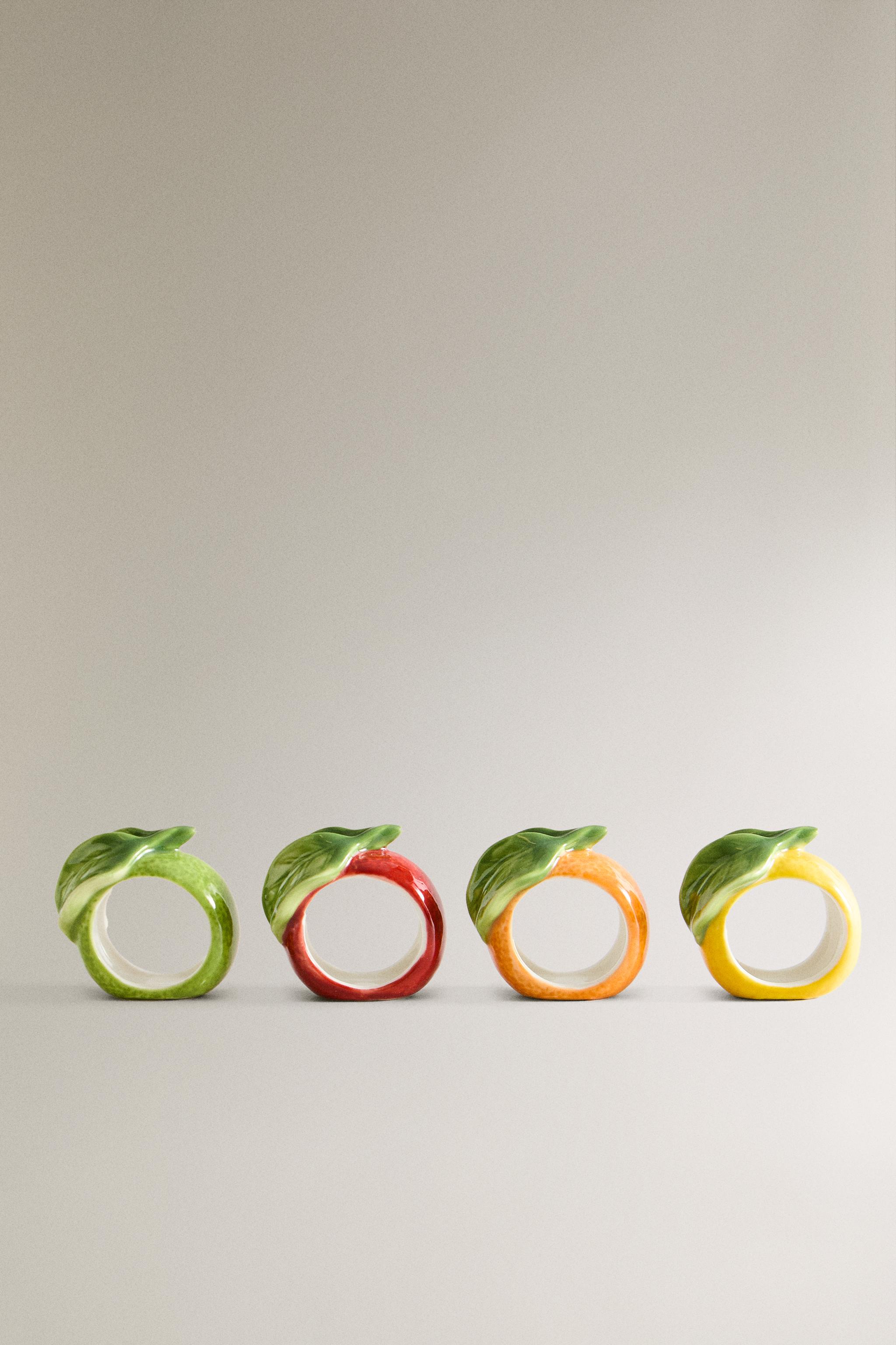PACK OF FRUIT PORCELAIN NAPKIN RINGS (PACK OF 4)