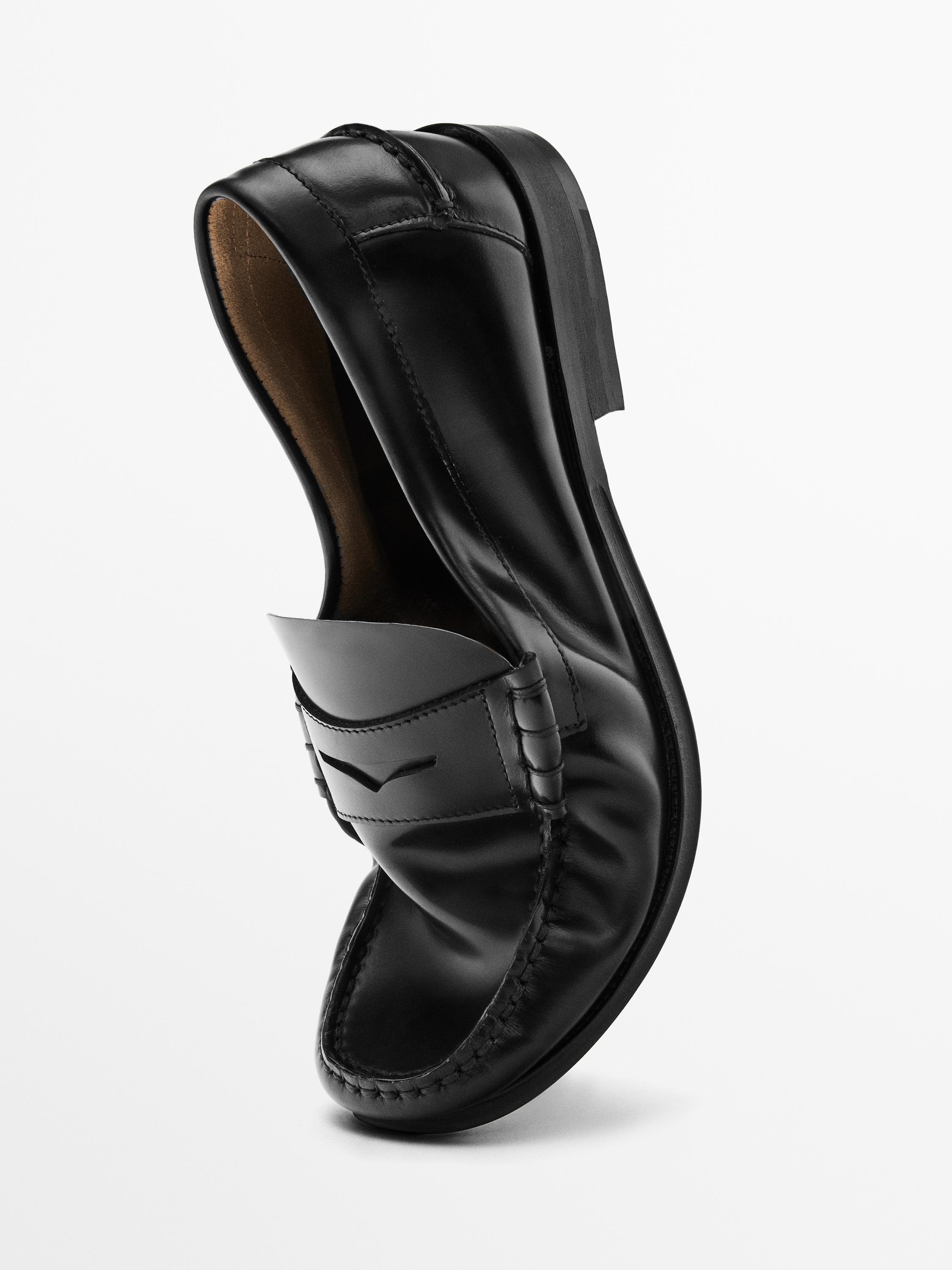 Leather loafers with penny strap