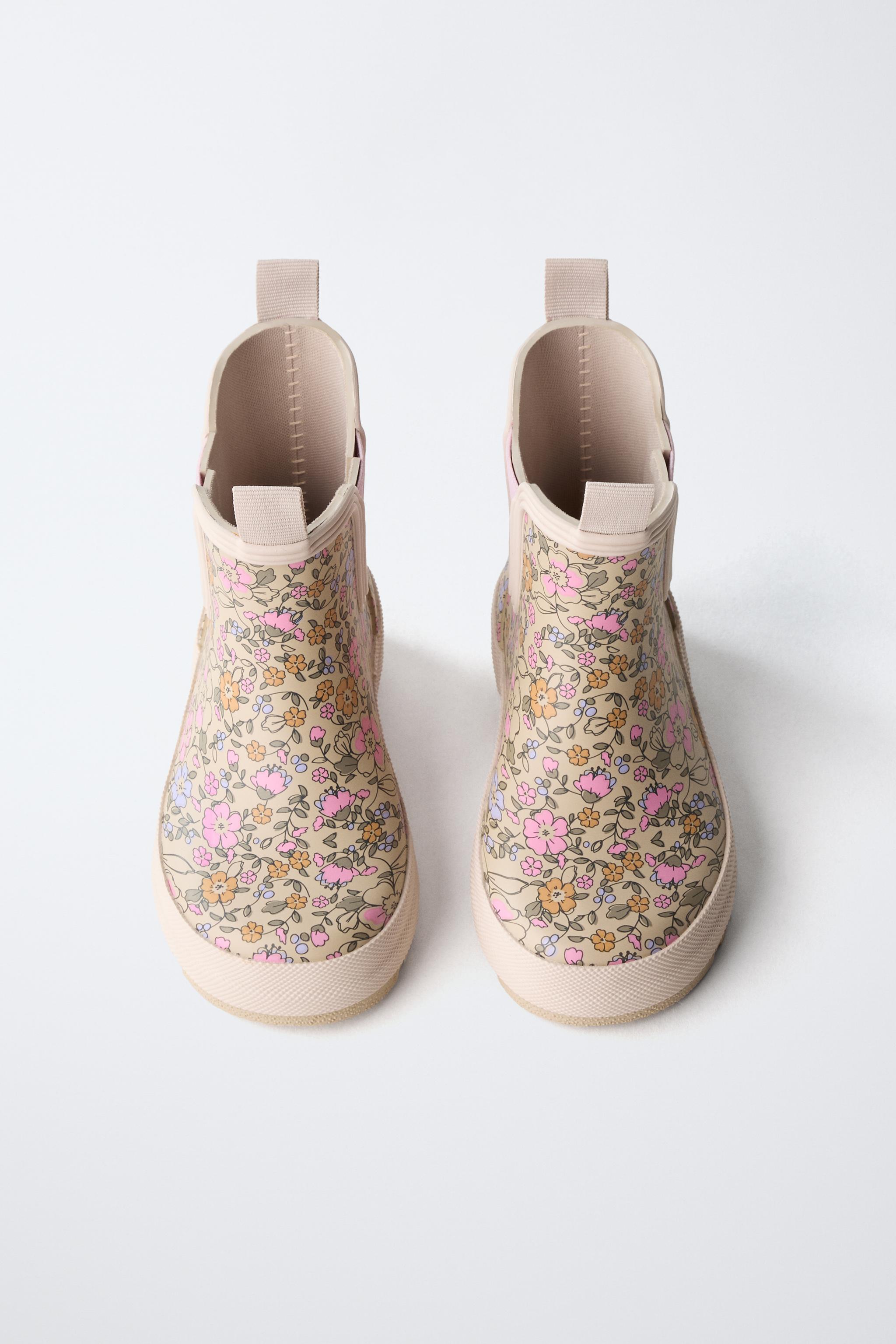 FLORAL RAIN BOOTS