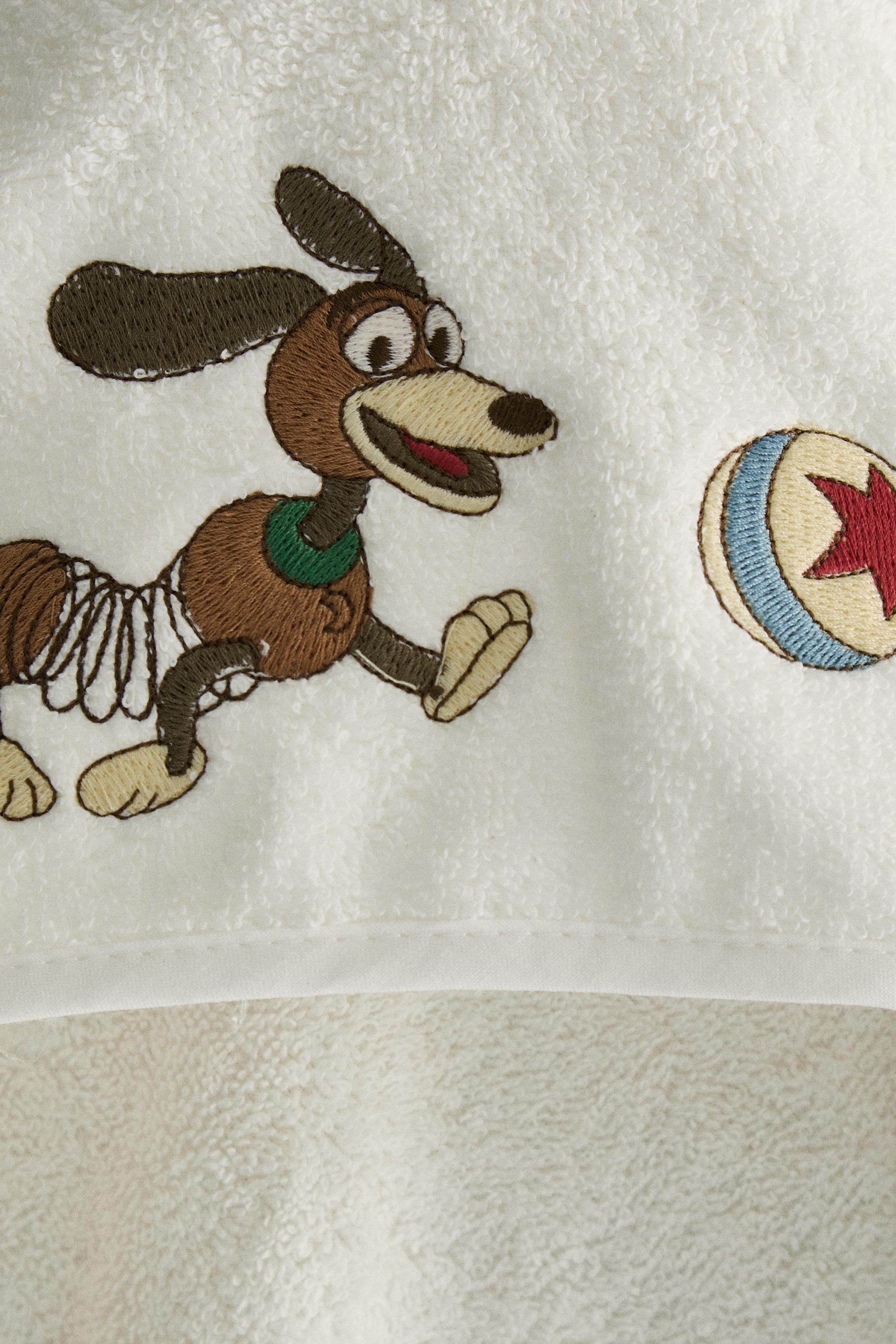 HOODED BATH TOWEL TOY STORY ©DISNEY/PIXAR