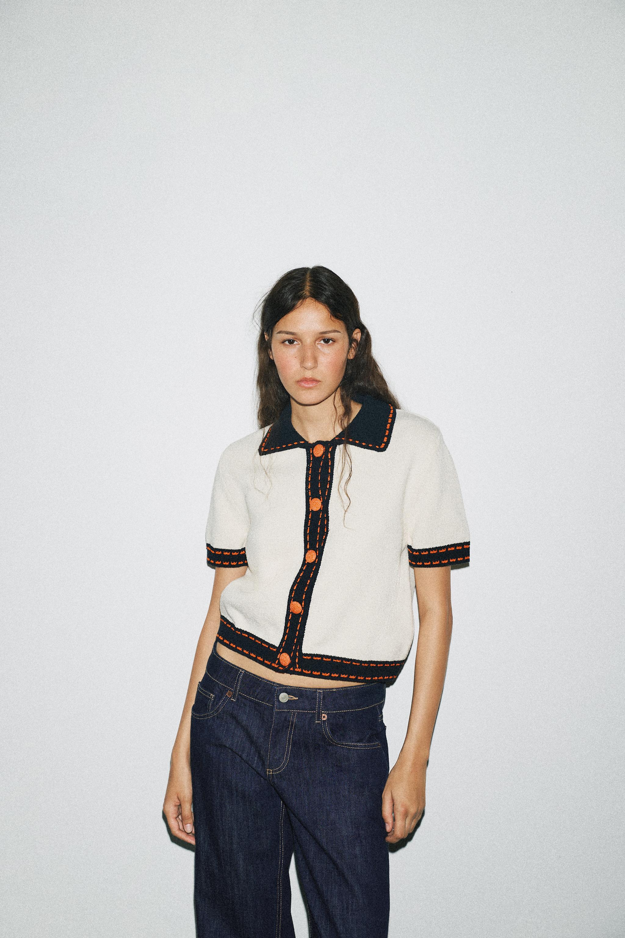 SHORT SLEEVE STITCHED KNIT CARDIGAN