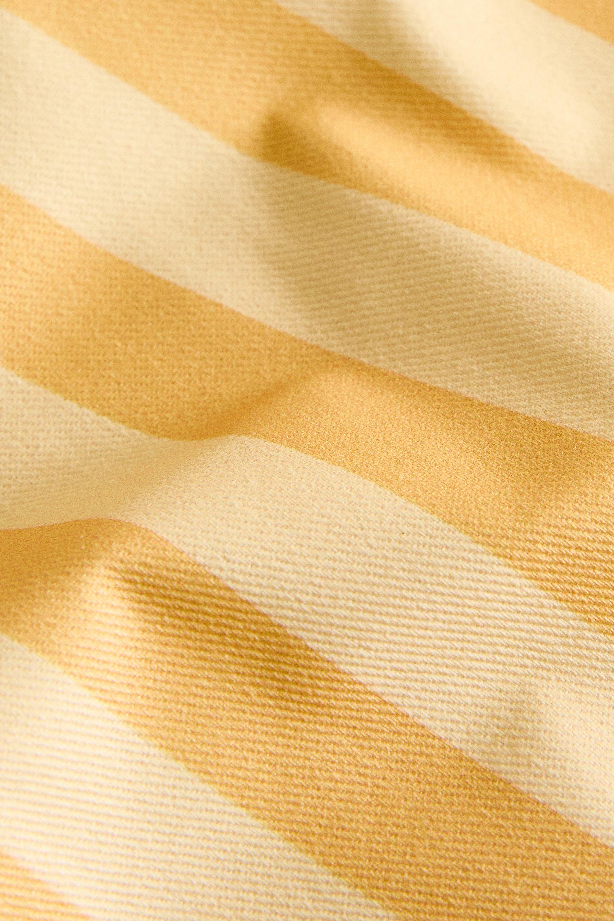 RESIN-COATED STRIPED PLACEMAT
