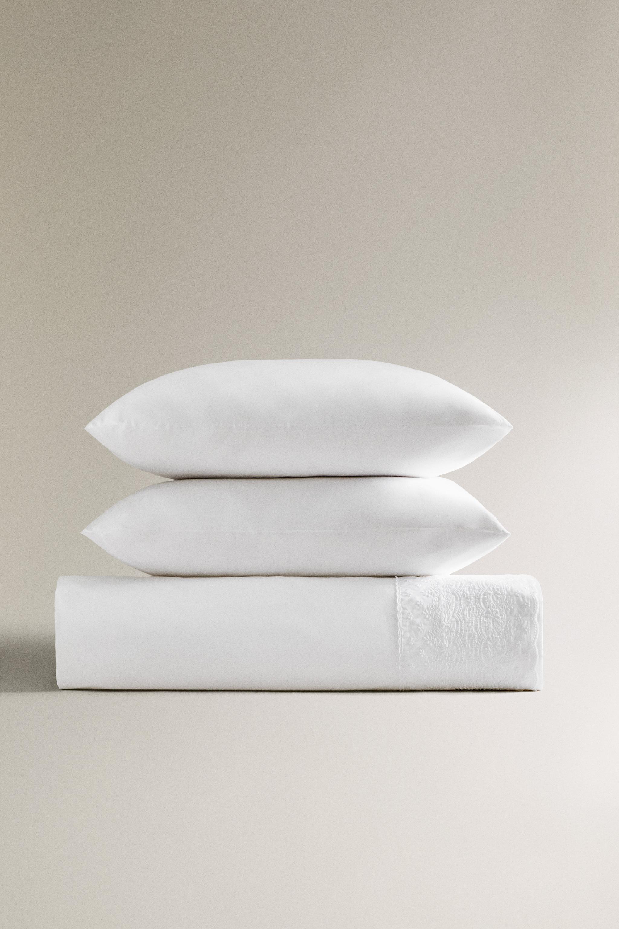 EMBROIDERED DUVET COVER