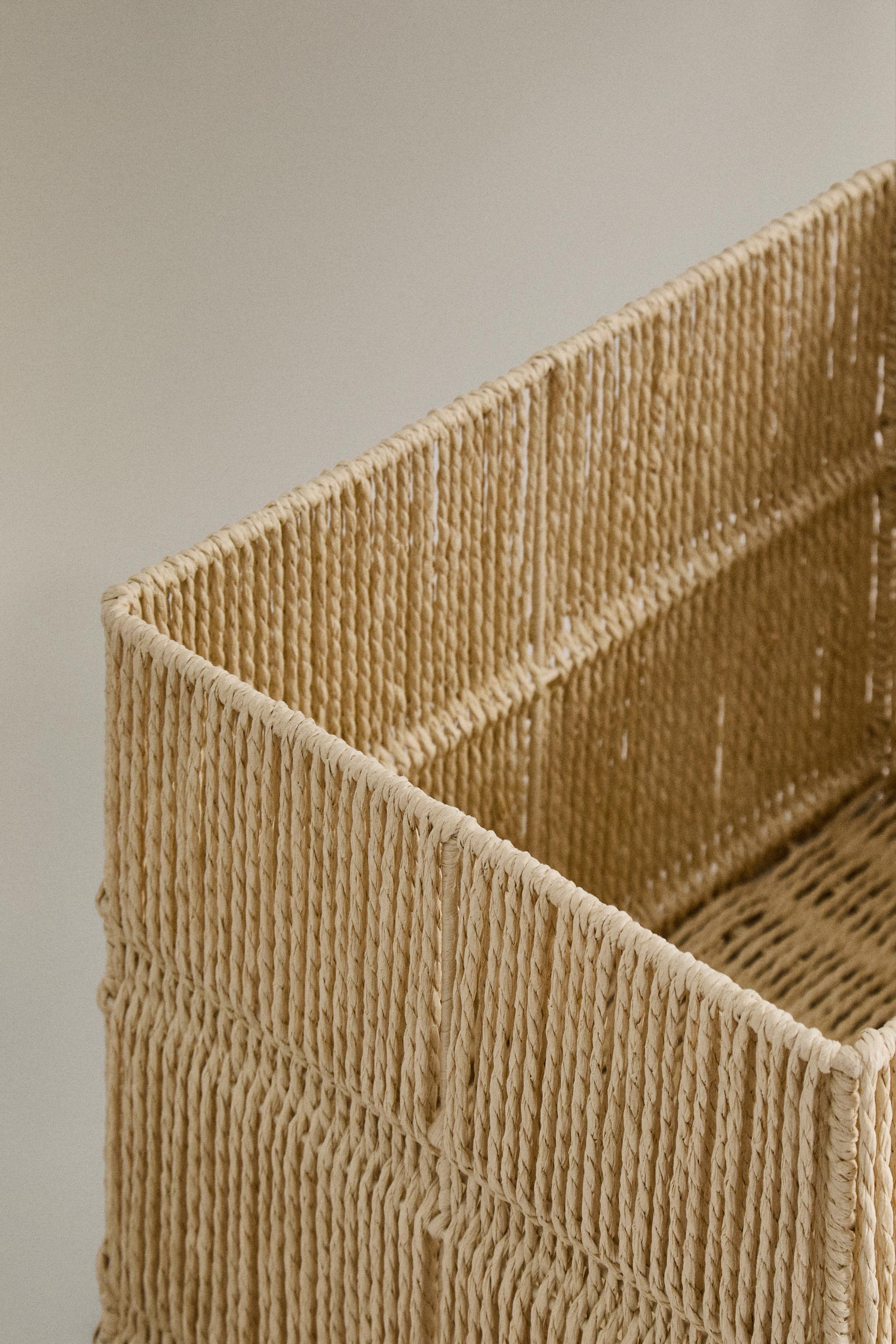 WOVEN PAPER BASKET