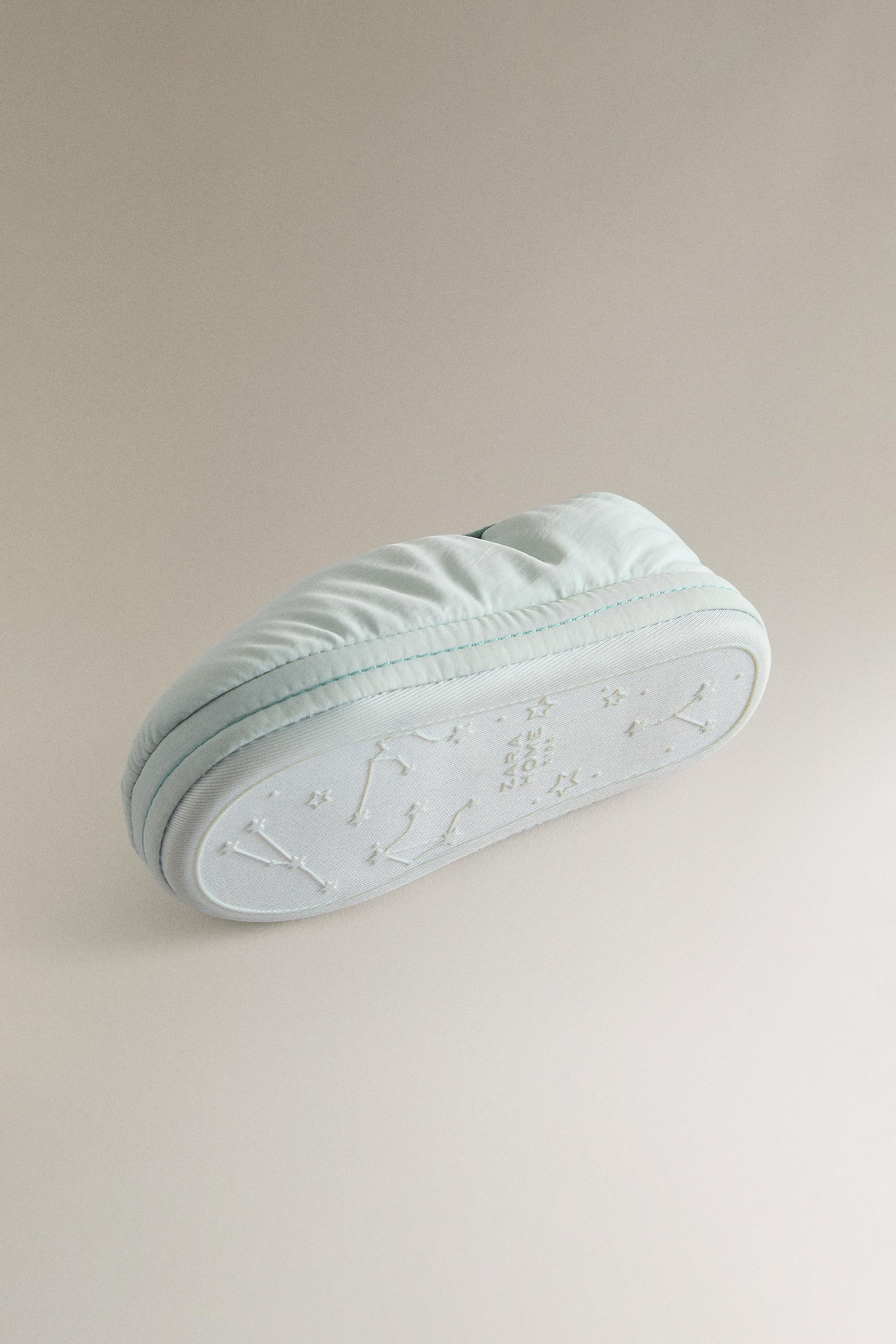 CHILDREN'S FABRIC SLIPPERS