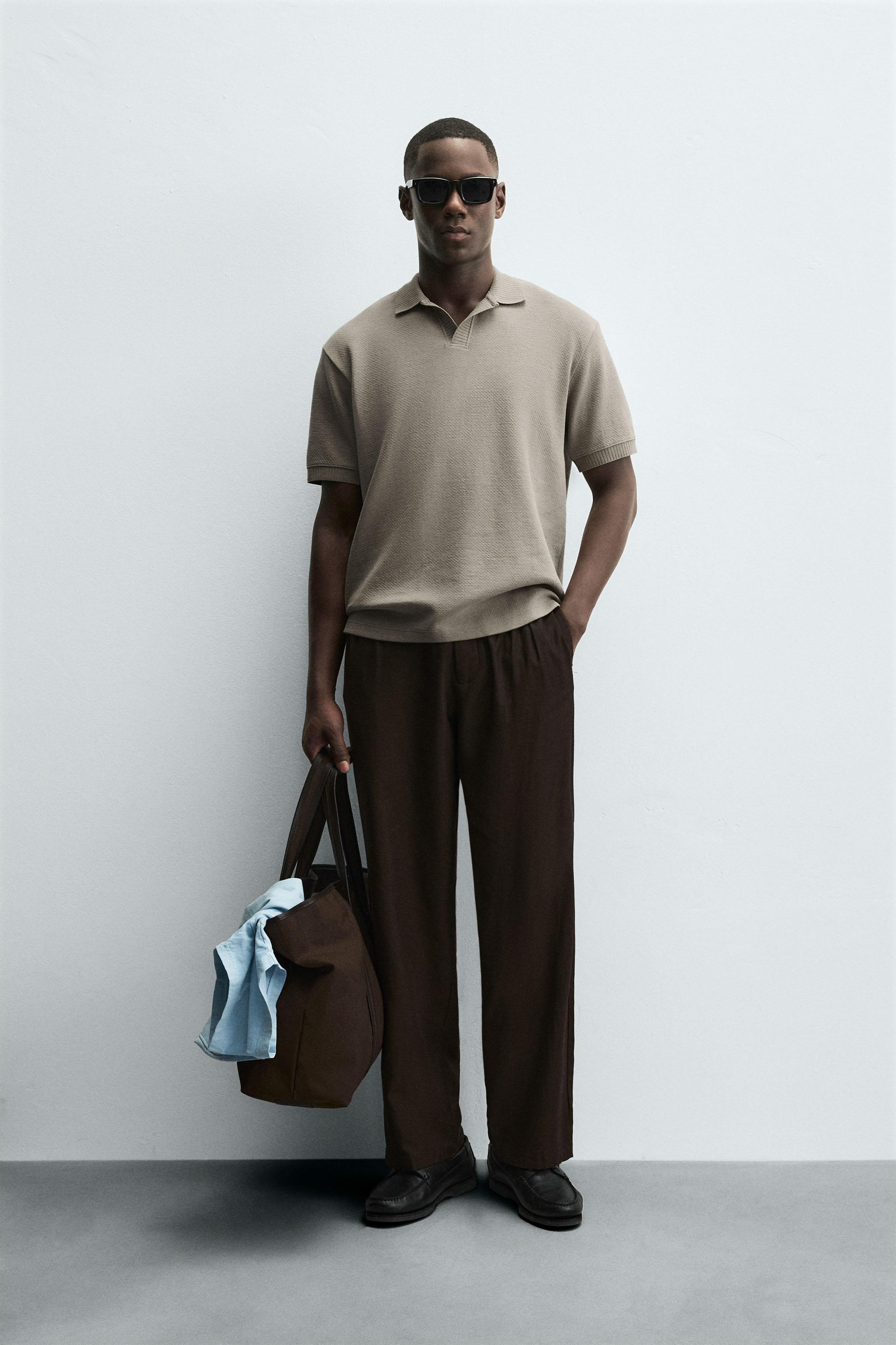 TEXTURED REGULAR FIT POLO SHIRT