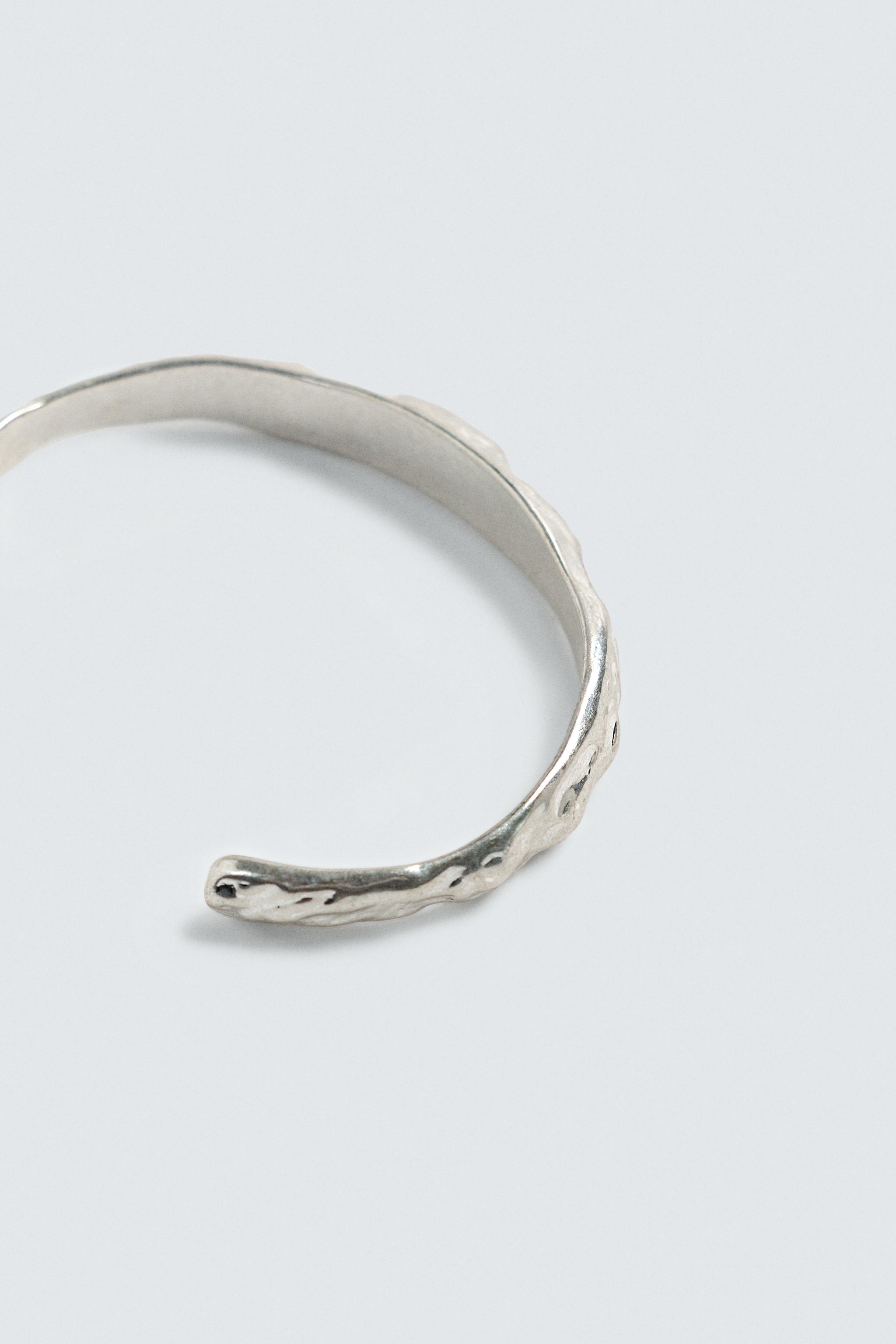IRREGULAR METAL BRACELET