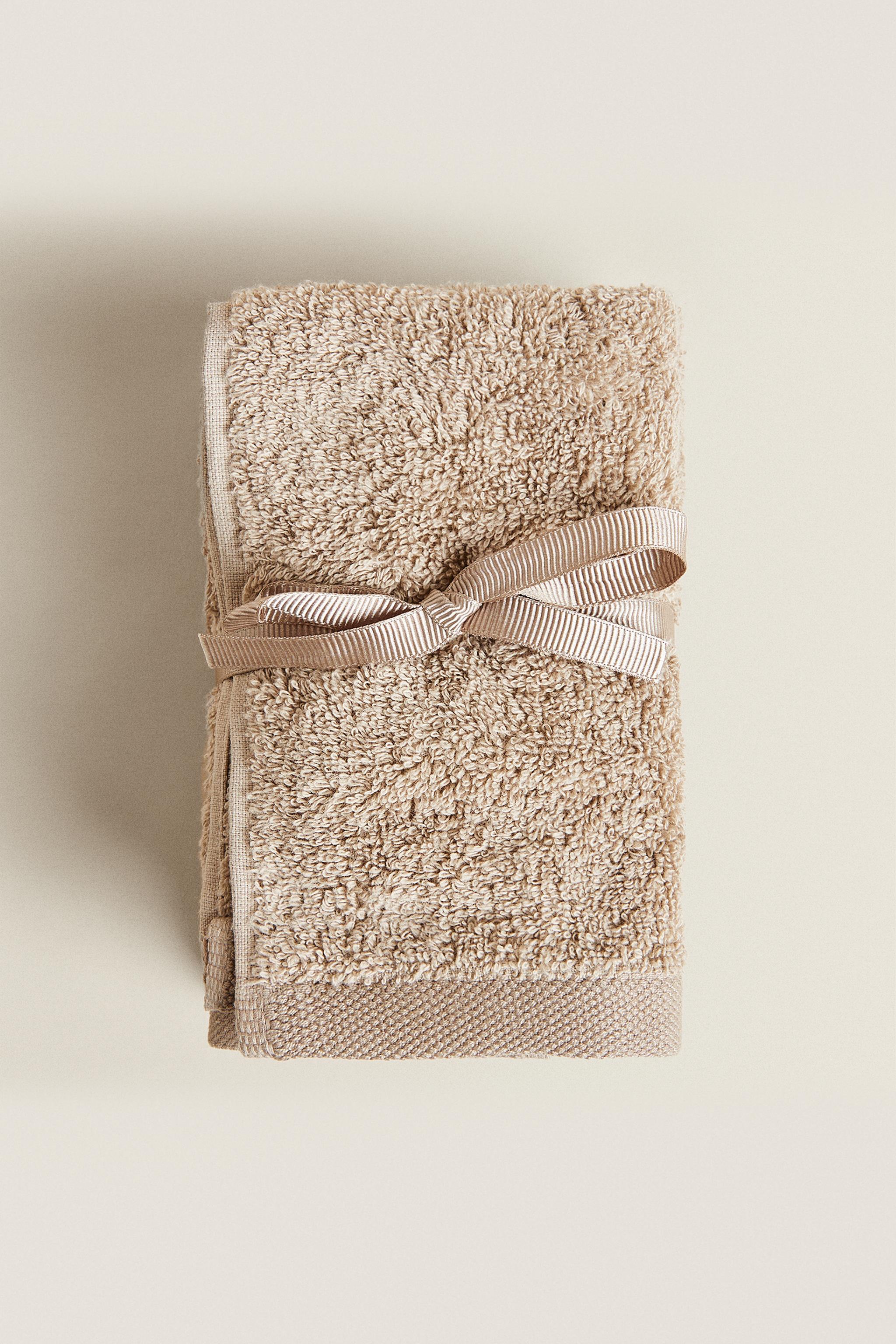 PACK OF COTTON HAND TOWELS (PACK OF 3)