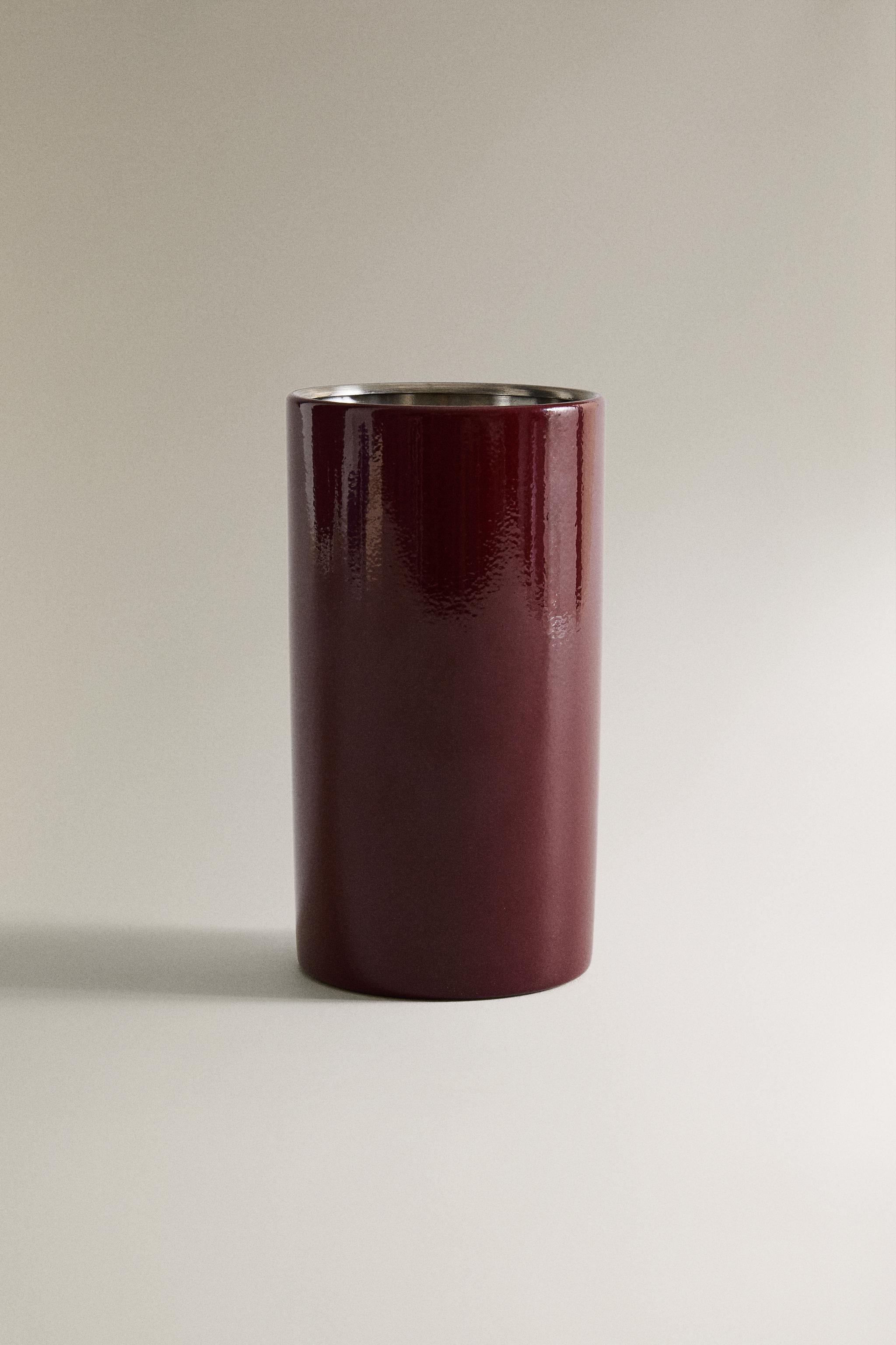 CYLINDRICAL METAL PENCIL HOLDER