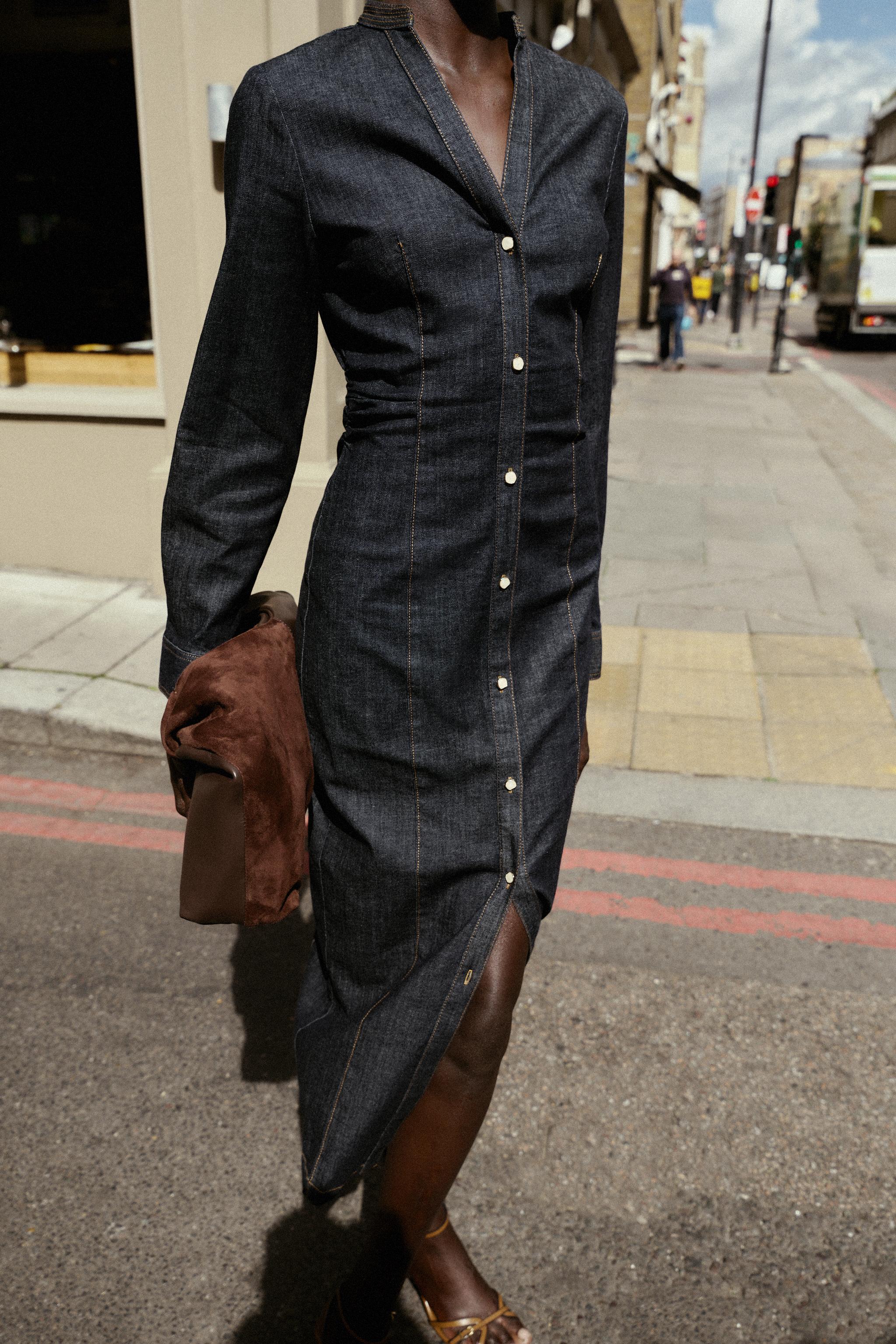 FITTED DENIM MIDI DRESS