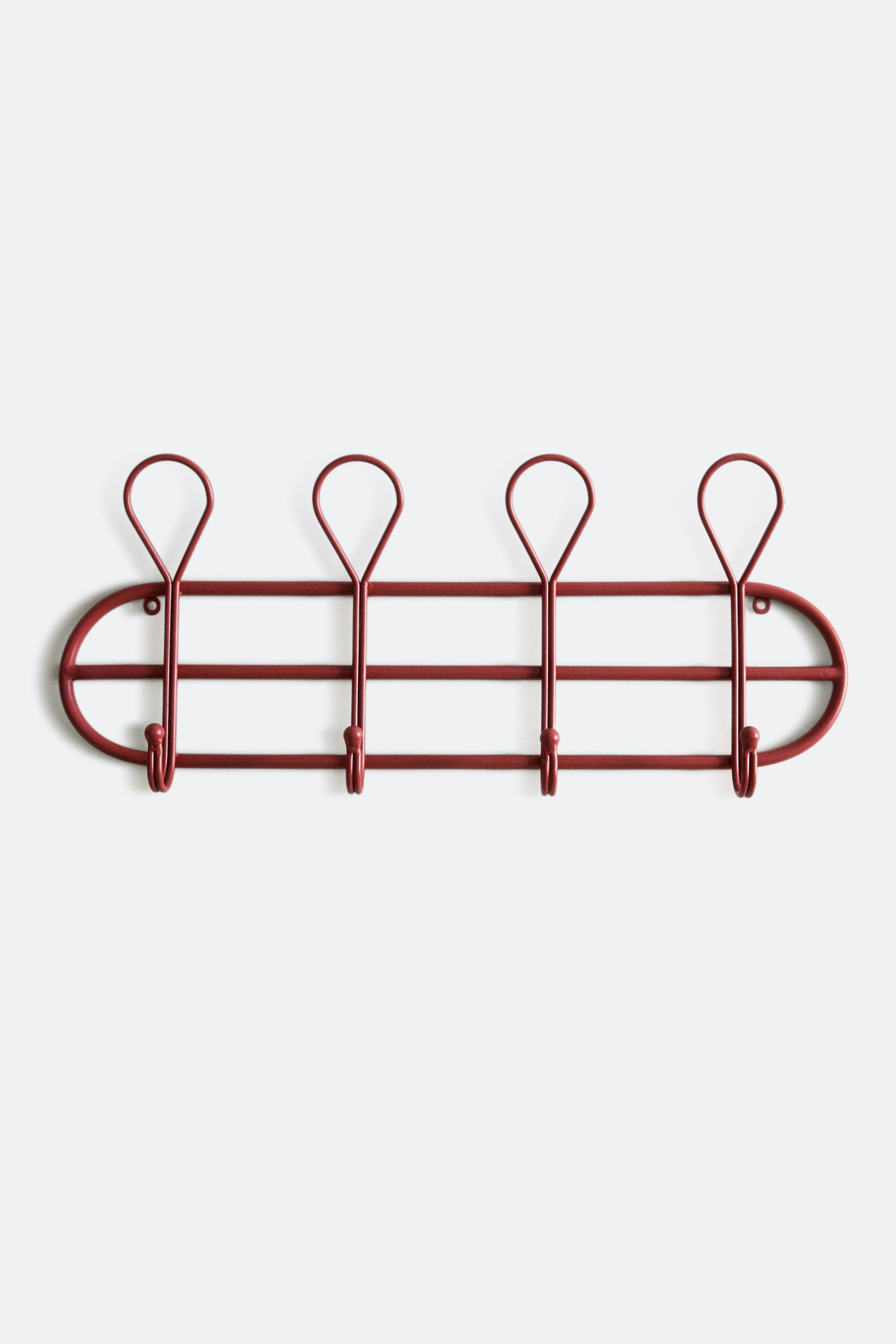 CHILDREN'S IRON COAT RACK