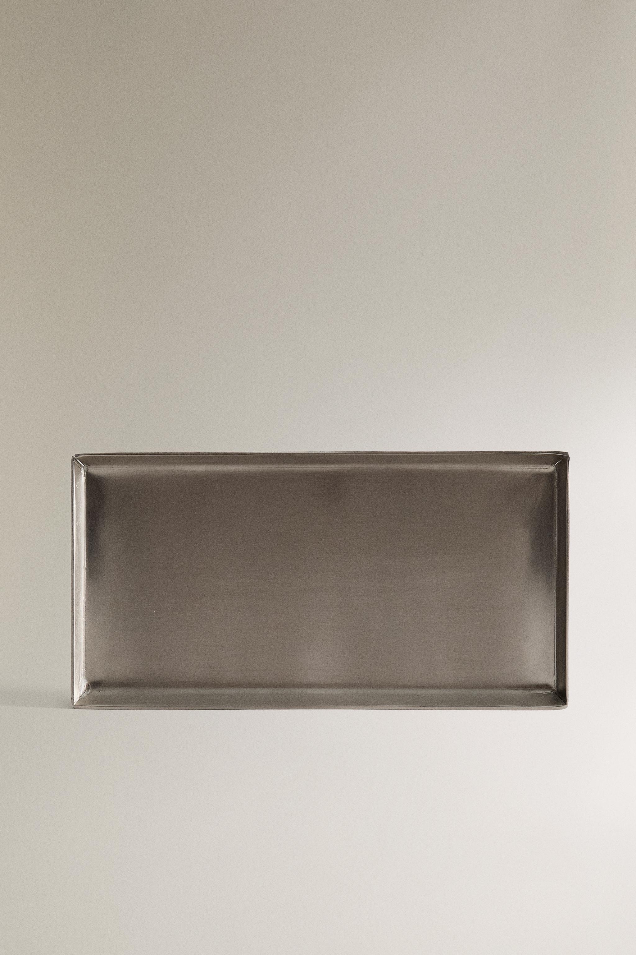 RECTANGULAR ALUMINUM TRAY