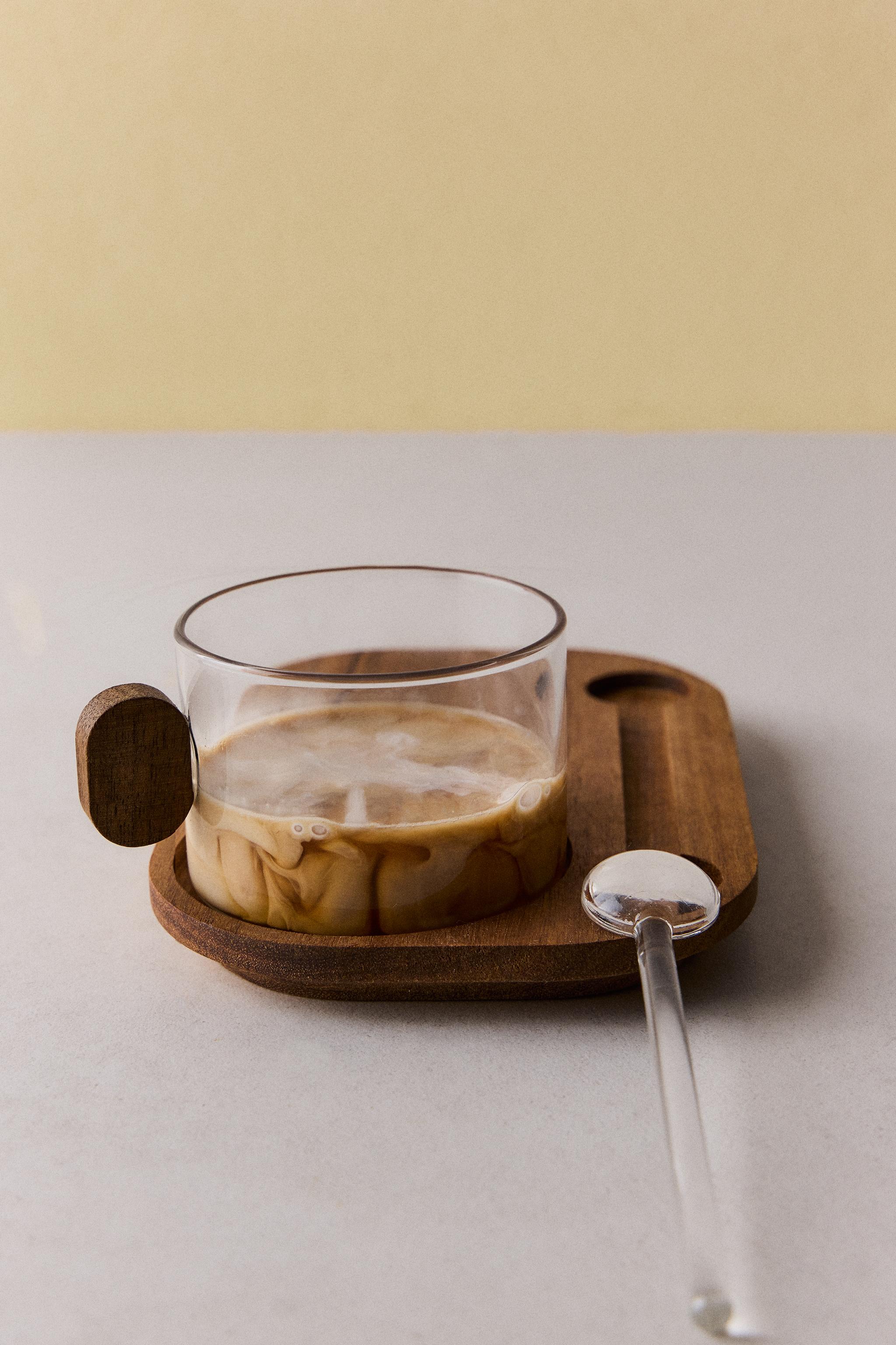 BOROSILICATE GLASS MUG WITH TRAY