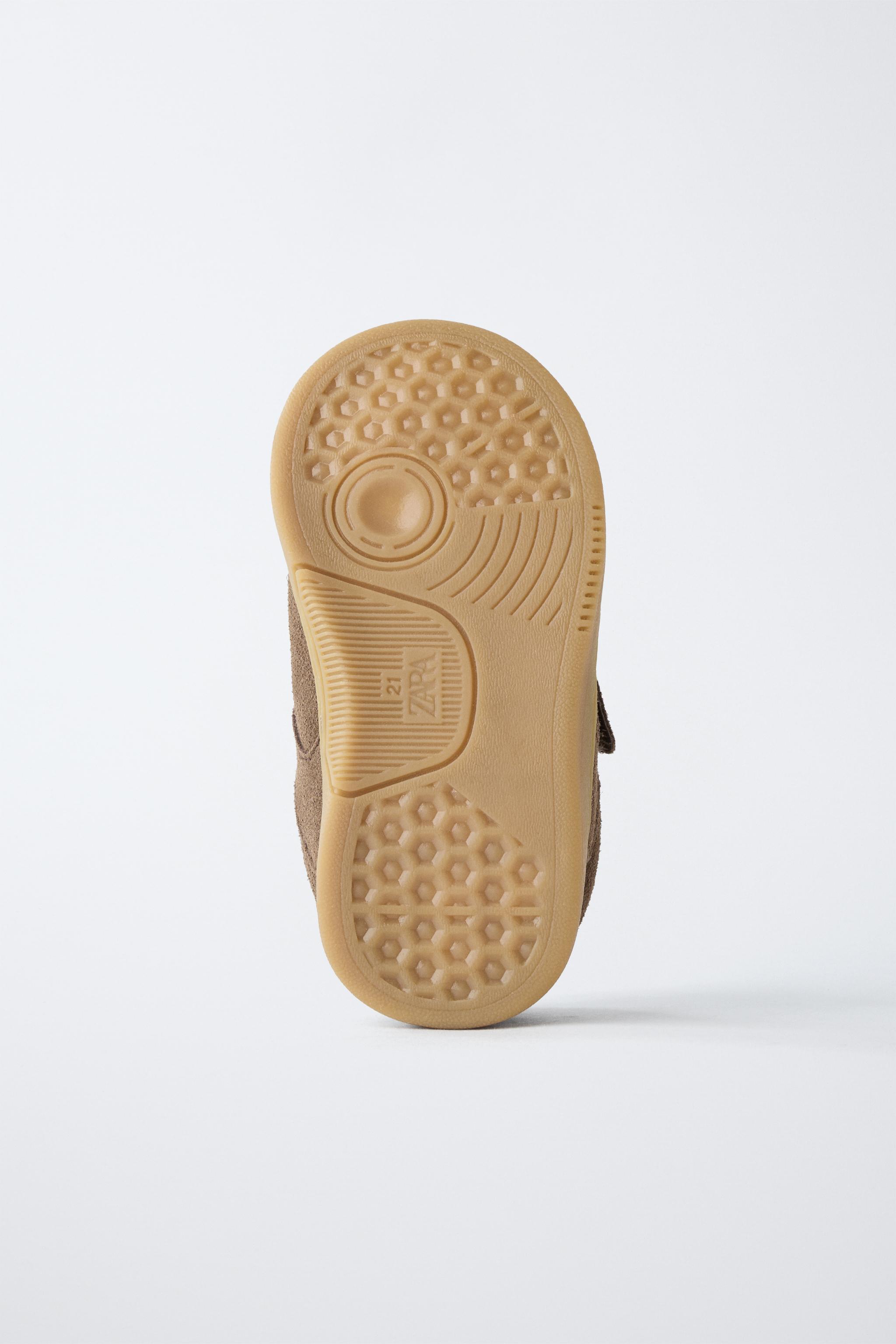 BAREFOOT LEATHER SNEAKERS