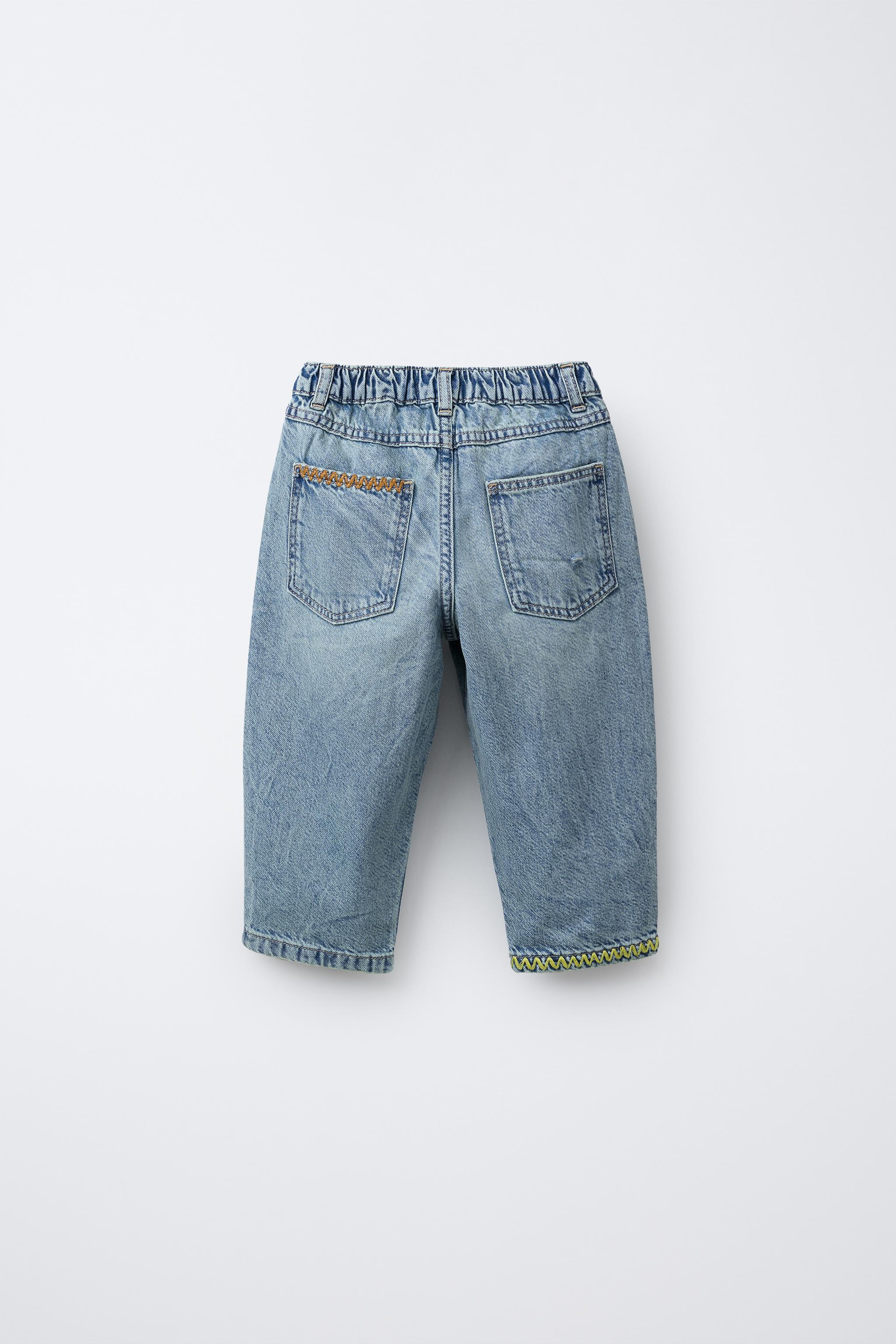 EMBROIDERED BAGGY JEANS