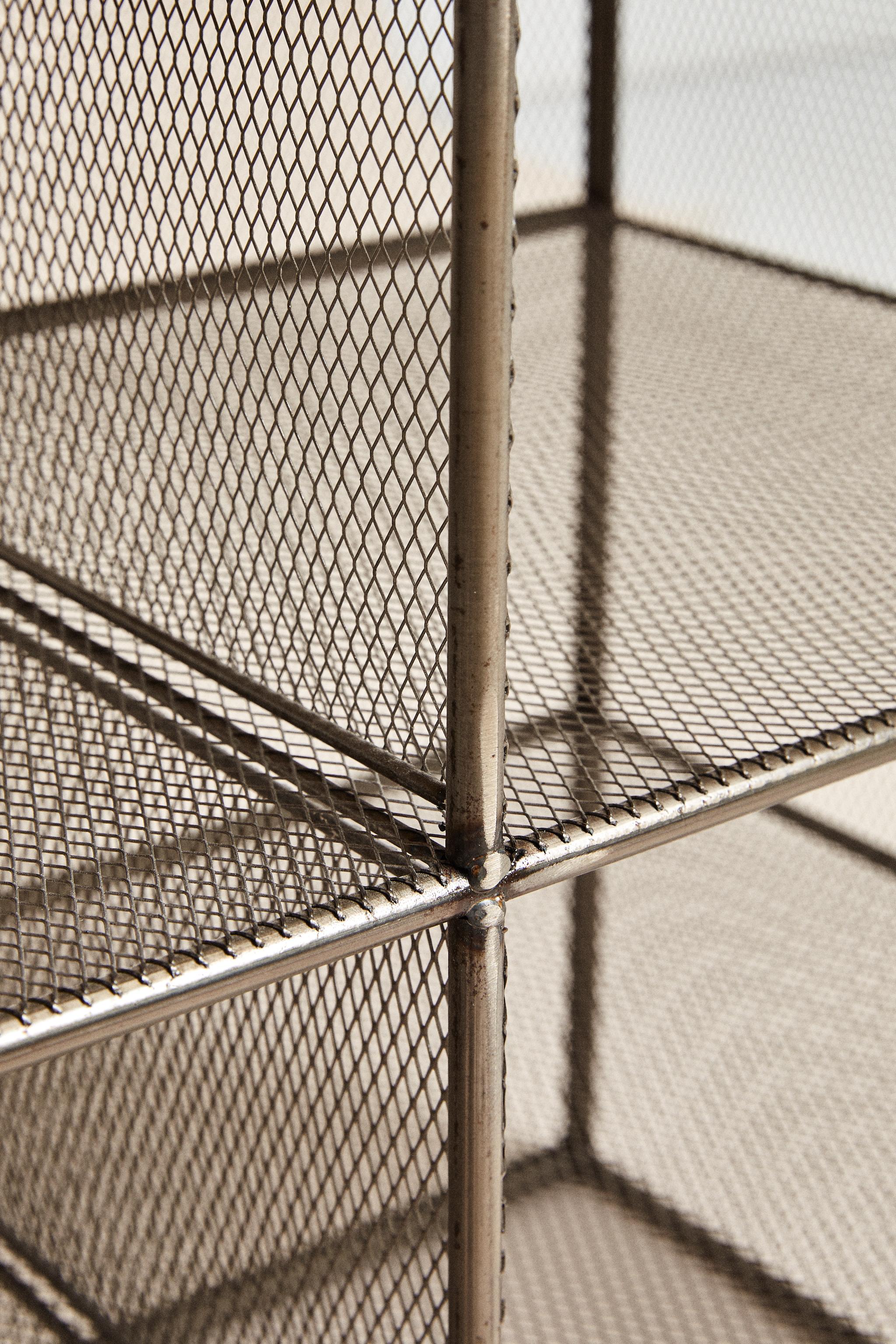 METAL AND WOOD BENCH