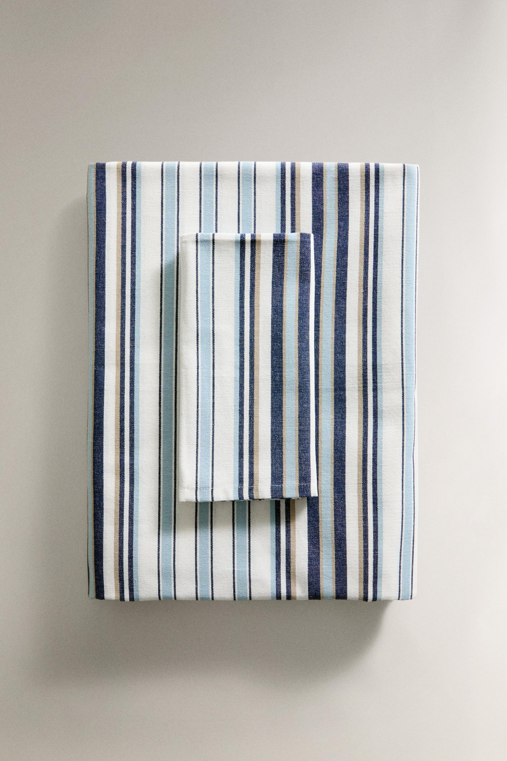 TABLECLOTH WITH IRREGULAR STRIPES